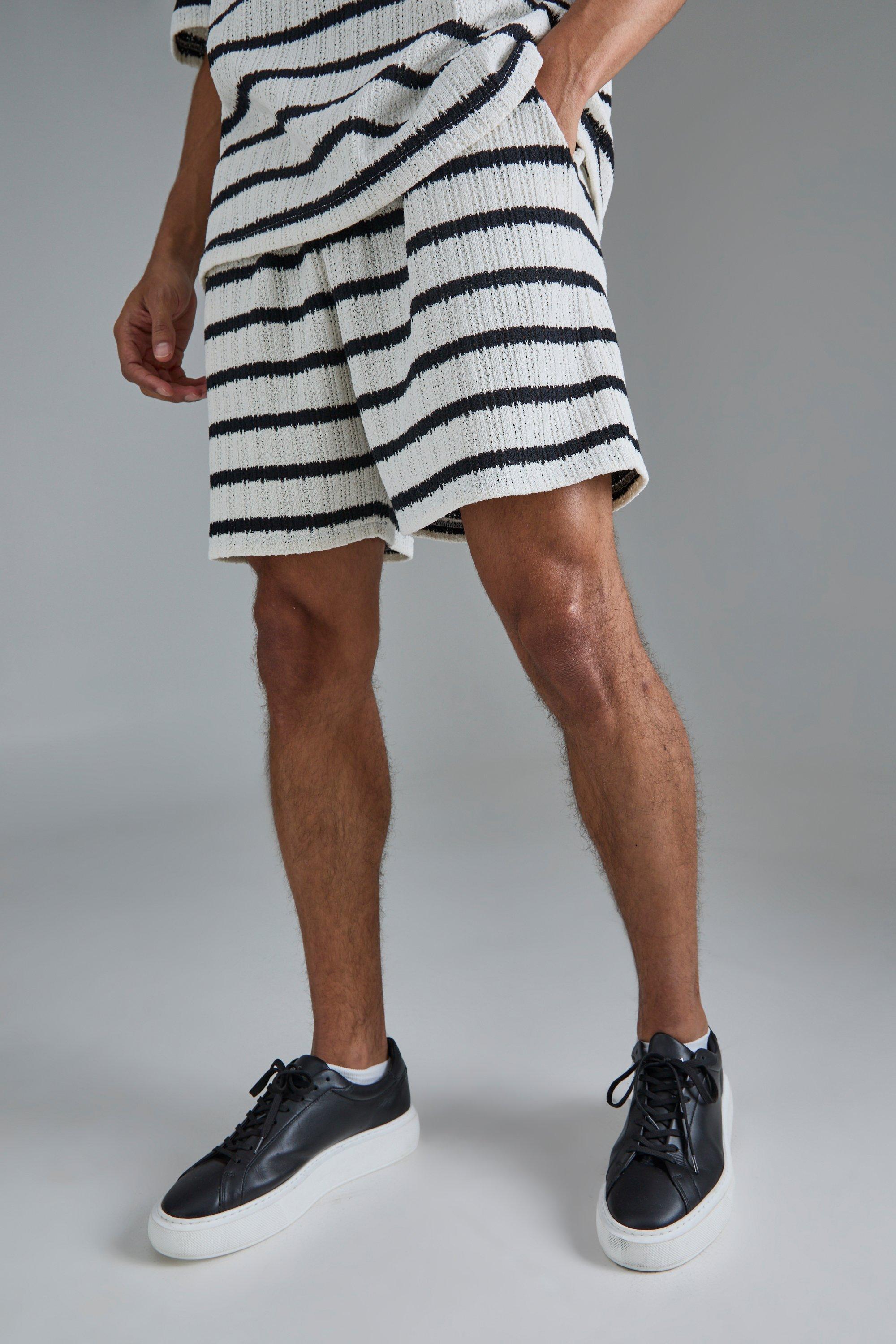 Boxy Textured Stripe Shorts, Nero