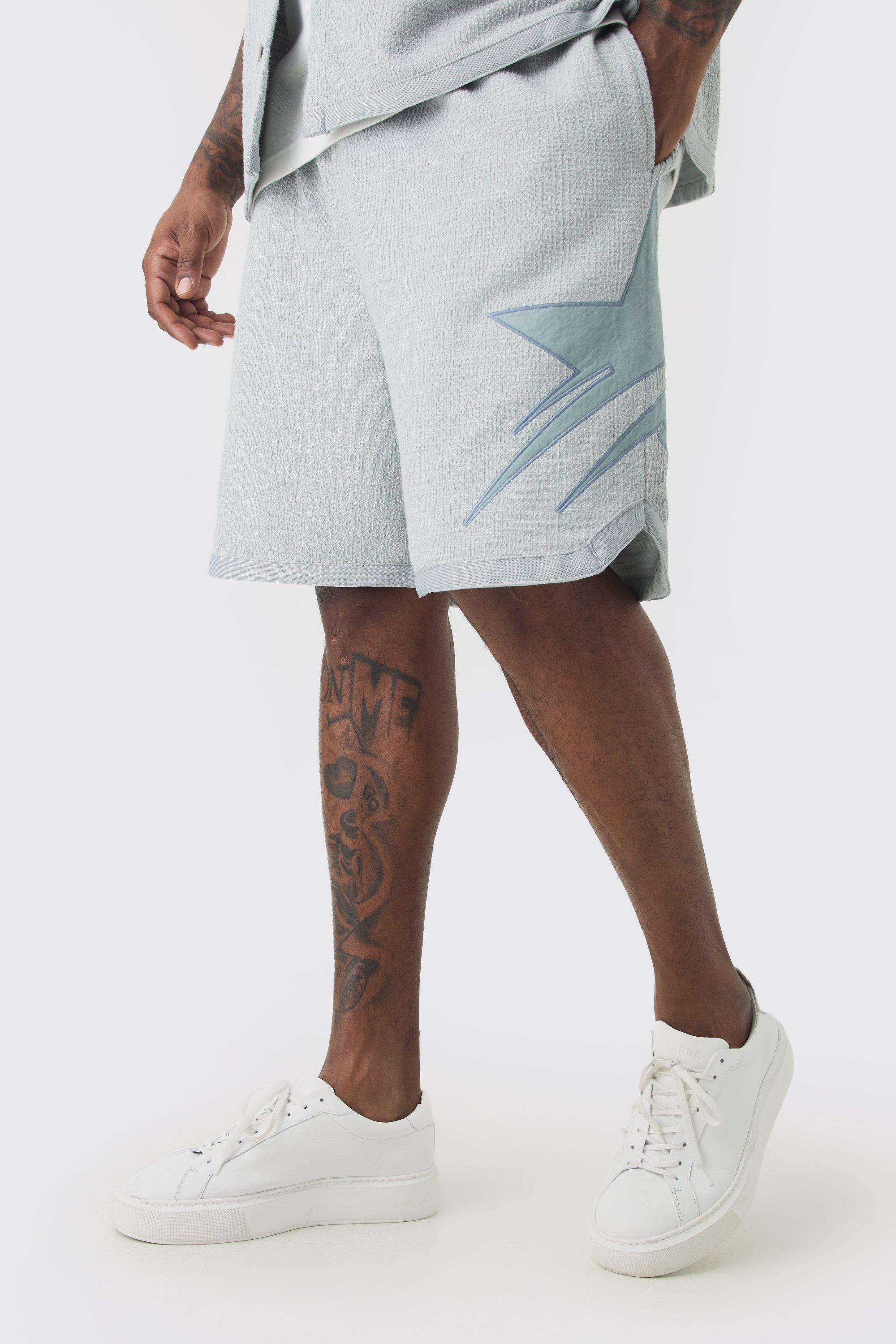 Plus Textured Star Embroidered Mid Length Basketball Short, Grigio