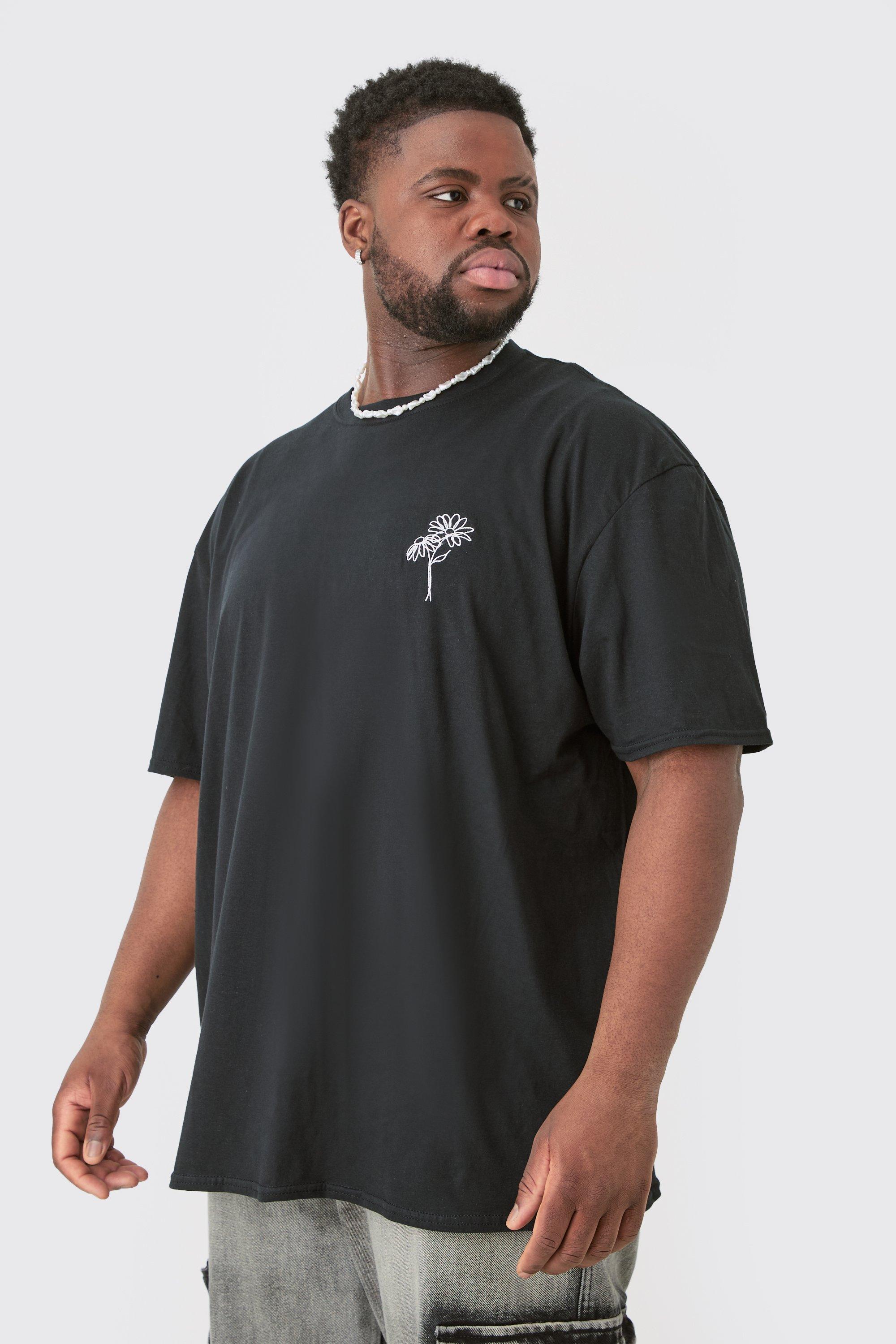 Image of Plus Oversized Stencil Floral Embroidered T-shirt In Black, Nero