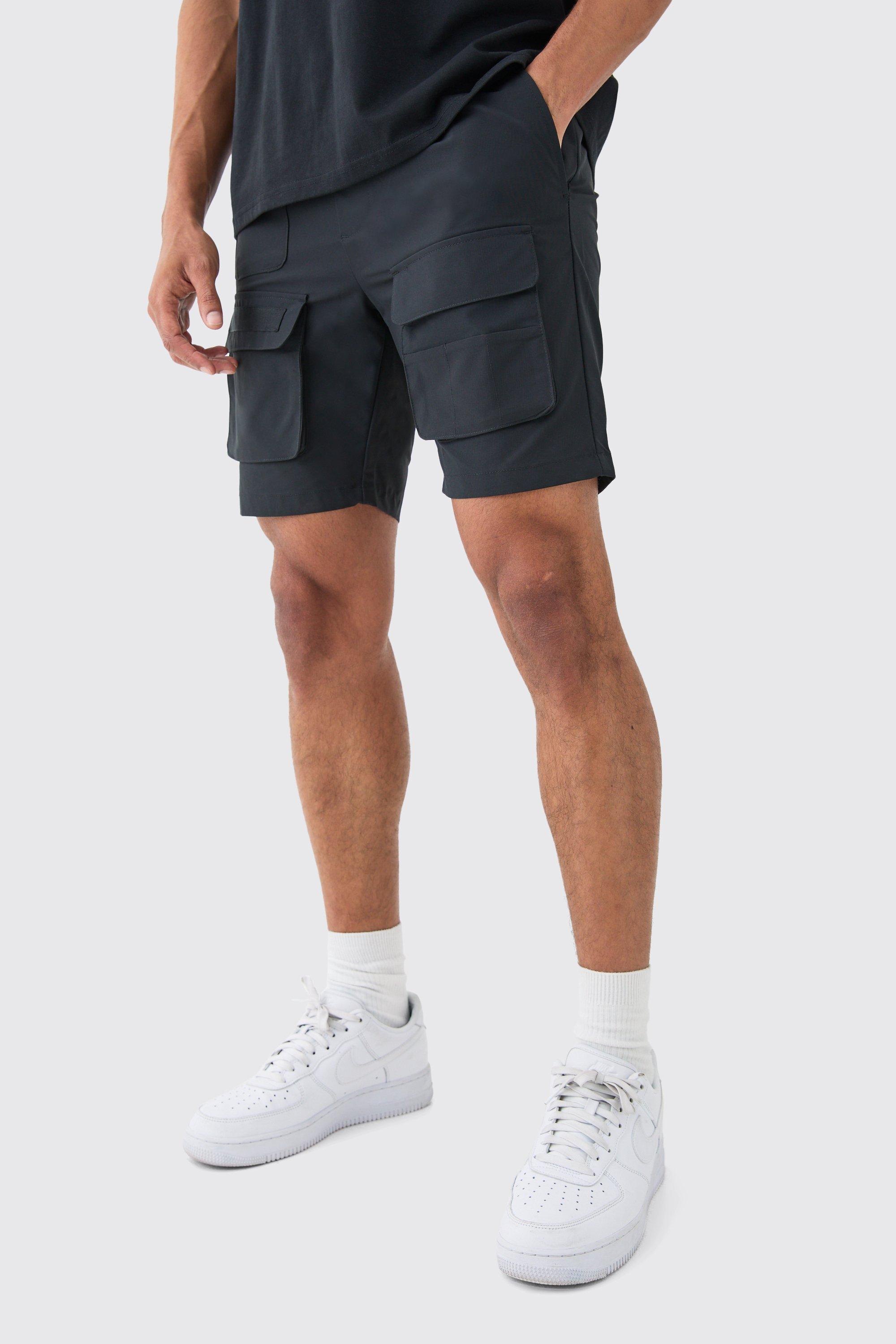 Image of Elastic Waist Multi Cargo Pocket Shorts, Nero