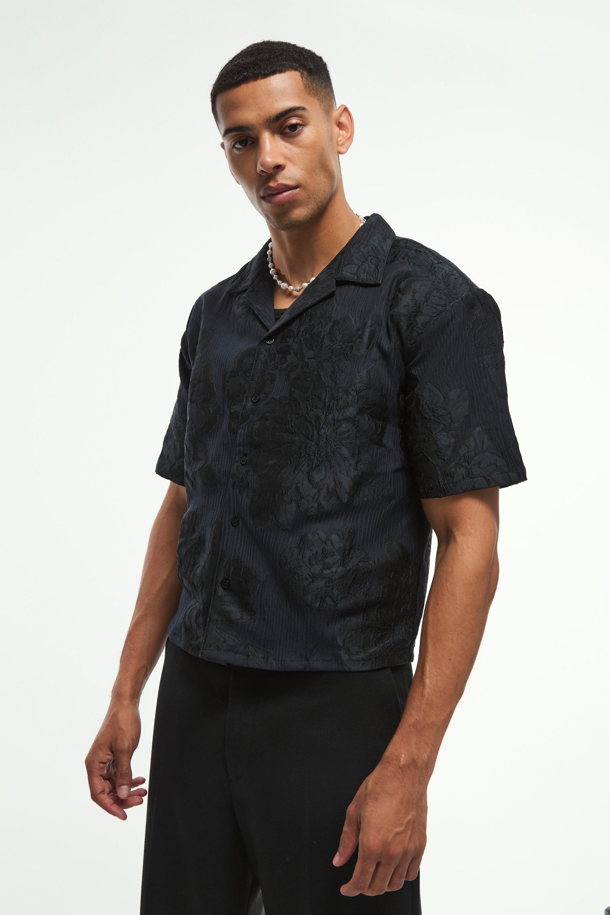 Camicia squadrata oversize nera con applique e rever, Nero