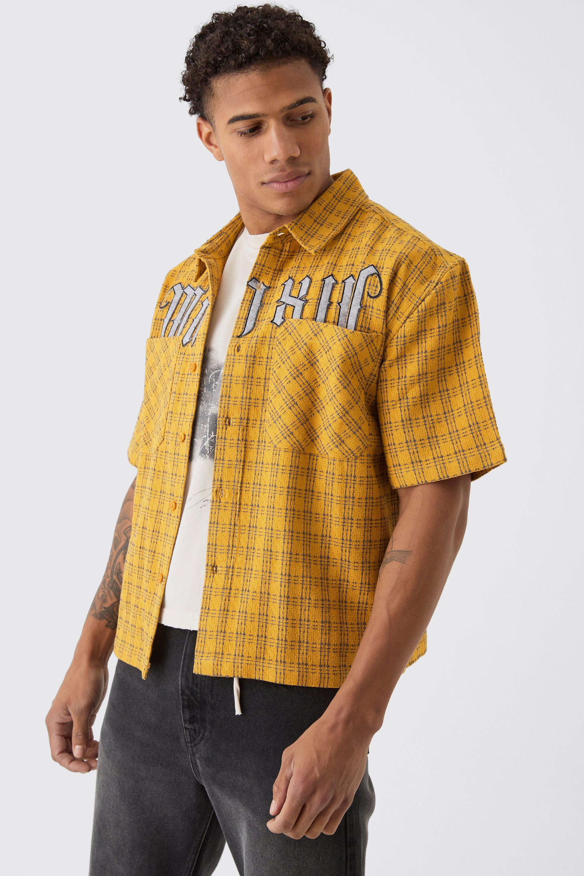 Image of Camicia squadrata oversize a quadri piccoli con due tasche, Giallo