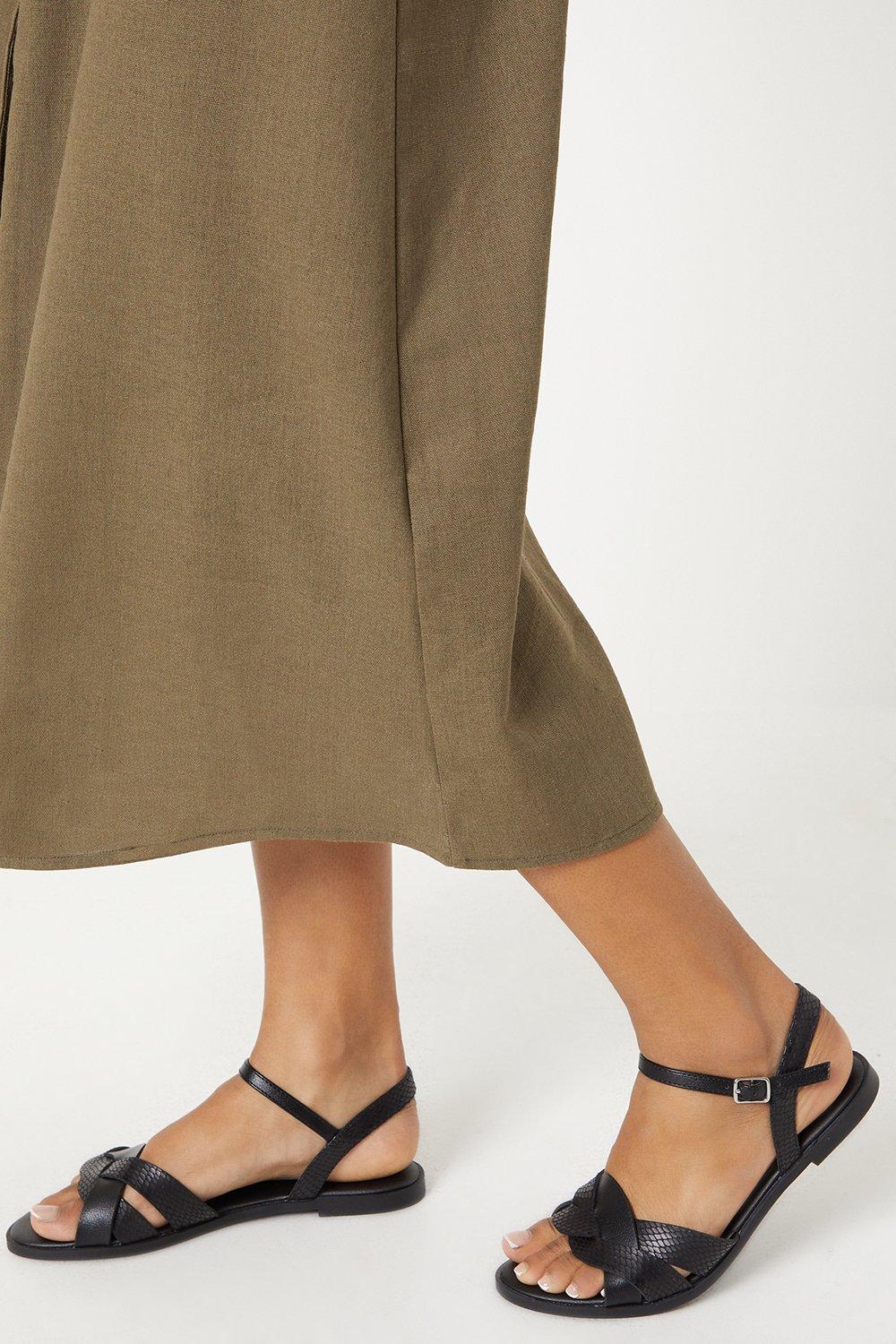 Womens Fara Weave Detail Flat Sandals