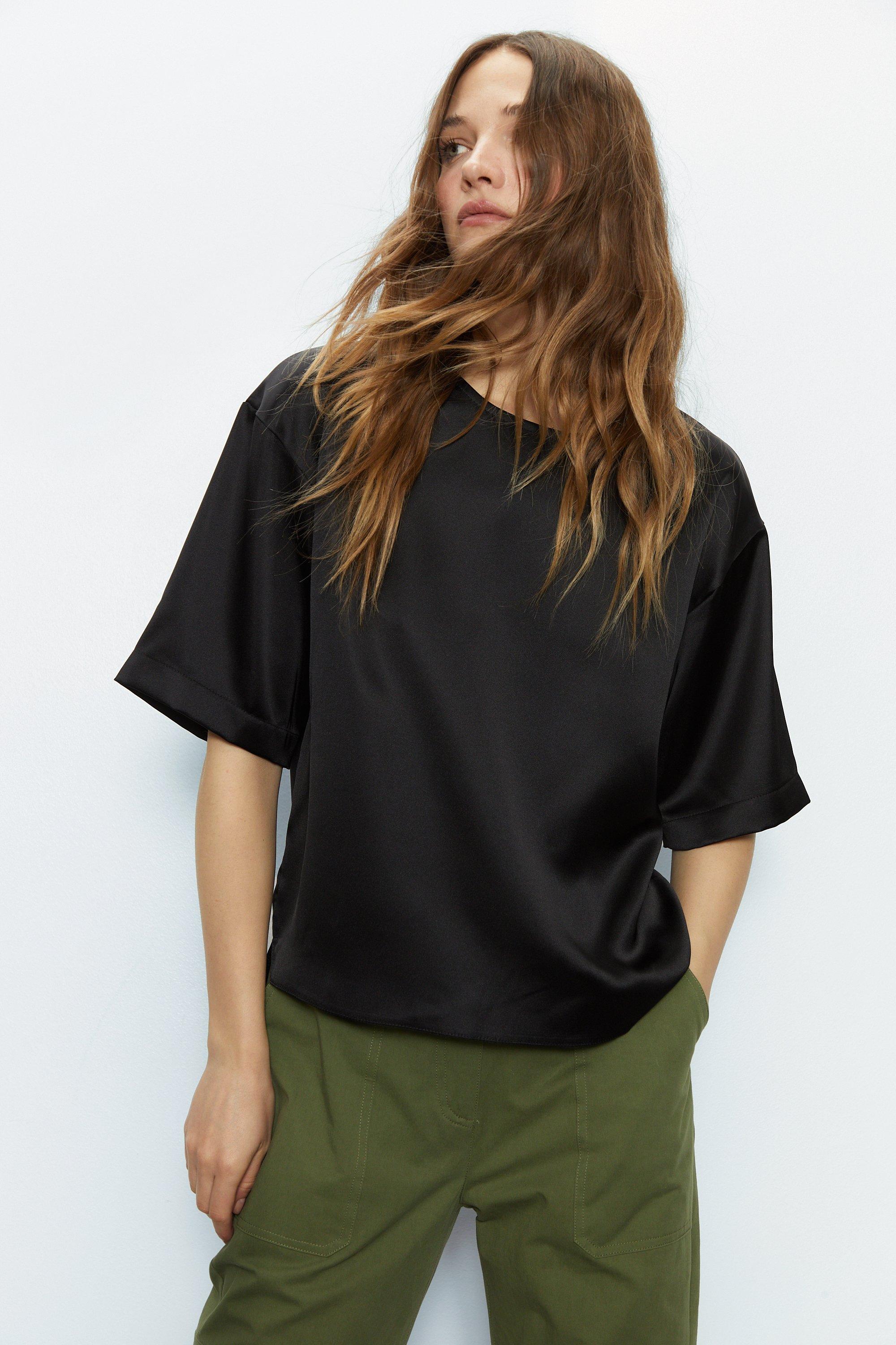 Womens Relaxed Fit Boxy Satin Tee - black
