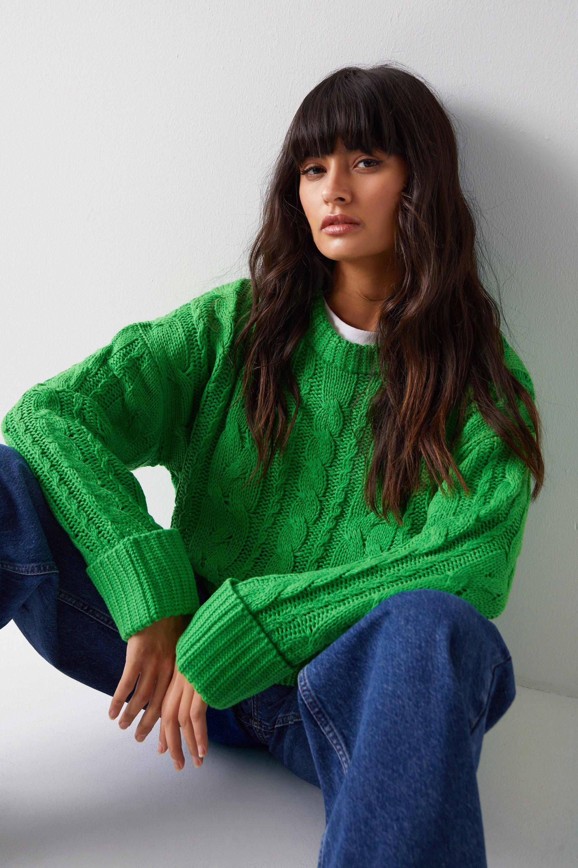 Womens Crew Neck Cable Knitted Jumper - green