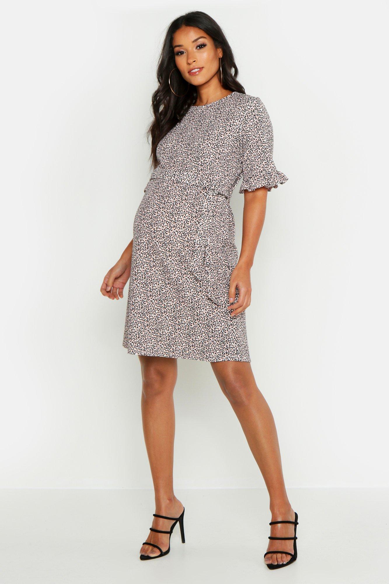 Maternity Clothing | Maternity Wear & Pregnancy Clothes | boohoo UK