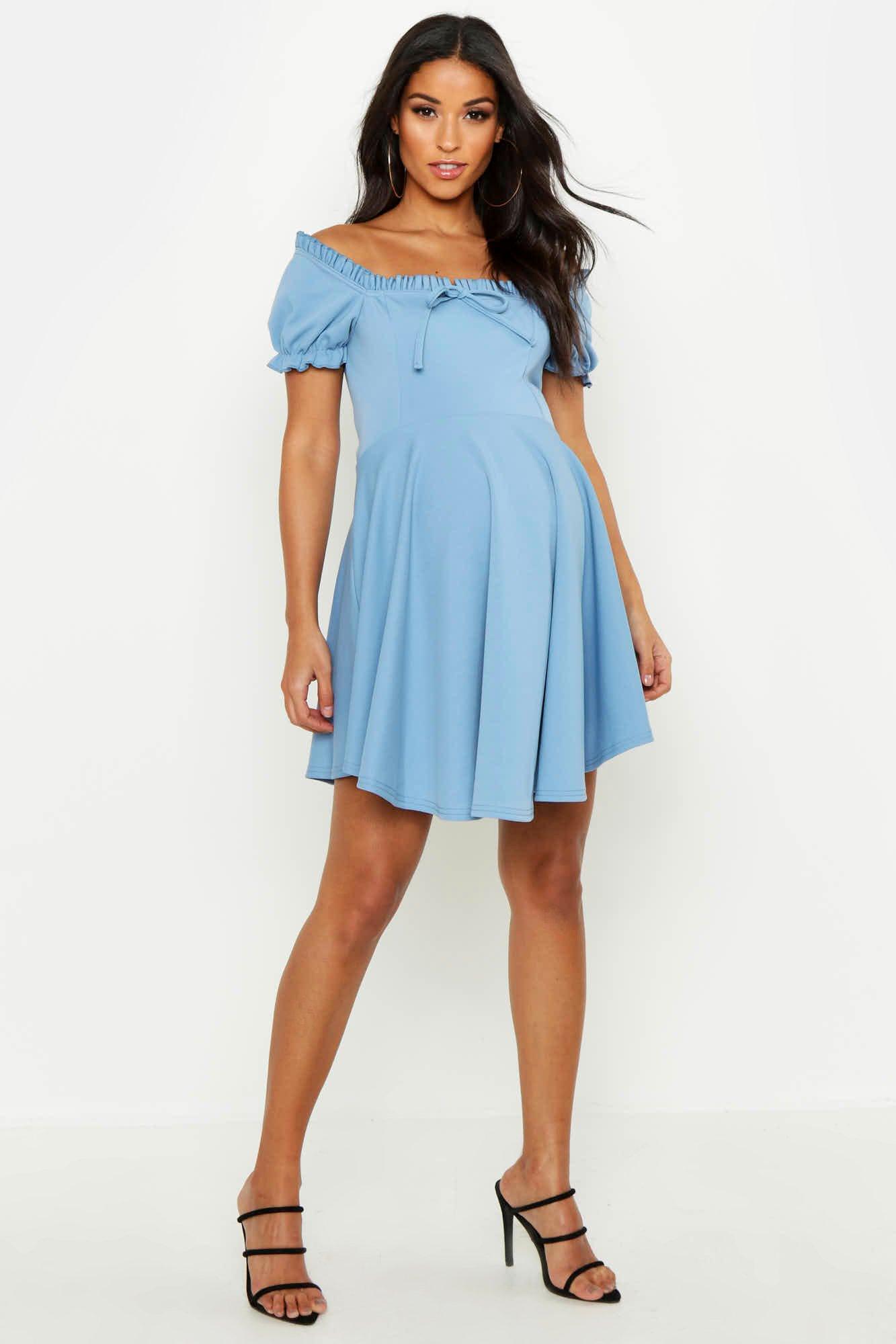 ruffle robe for maternity shoot