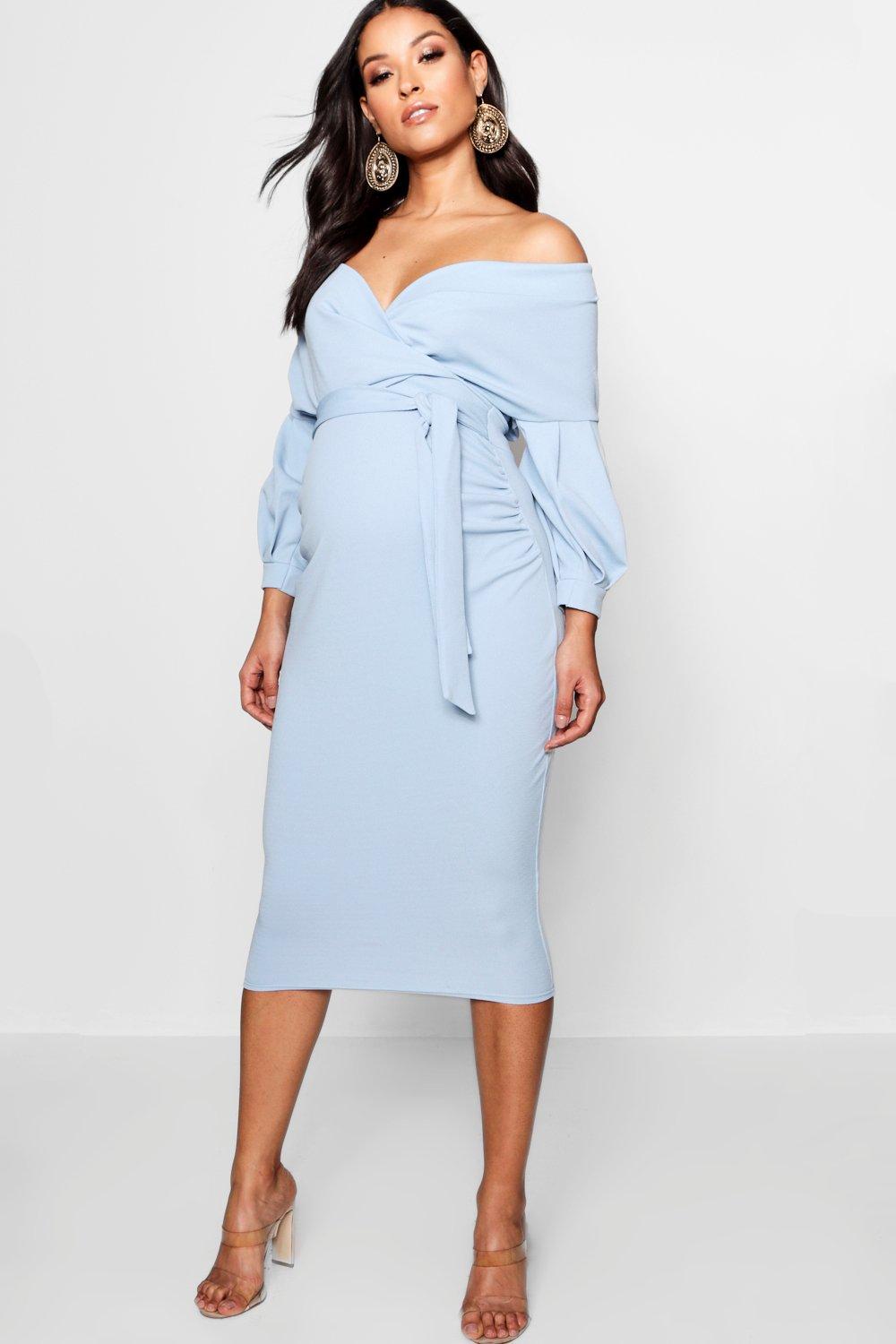 boohoo maternity dresses