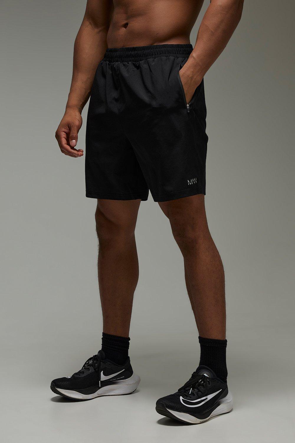 Mens Black Man Active Regular Fit Stretch Woven 7inch Short, Black