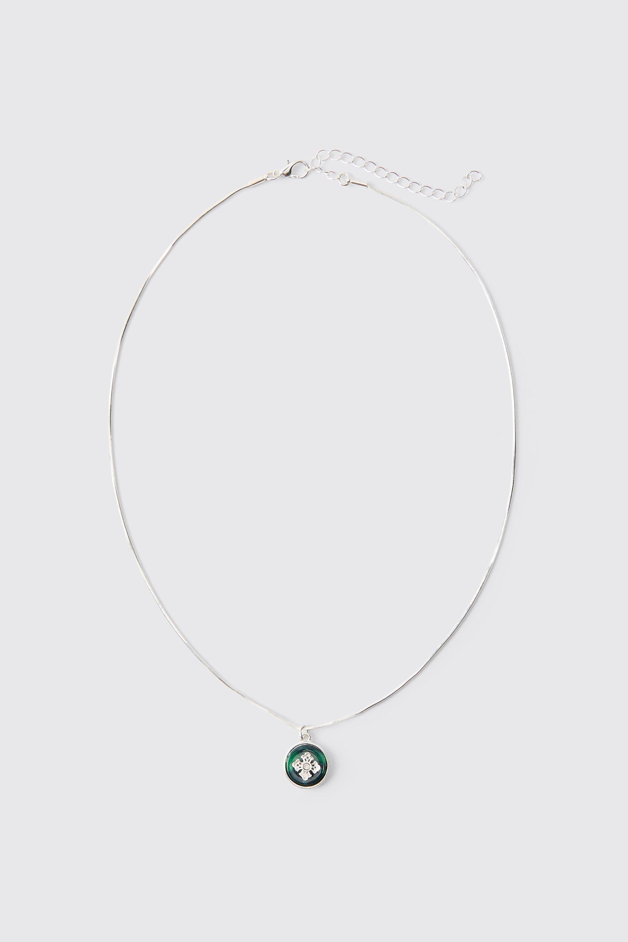 Collana in argento con pendente a croce, Grigio