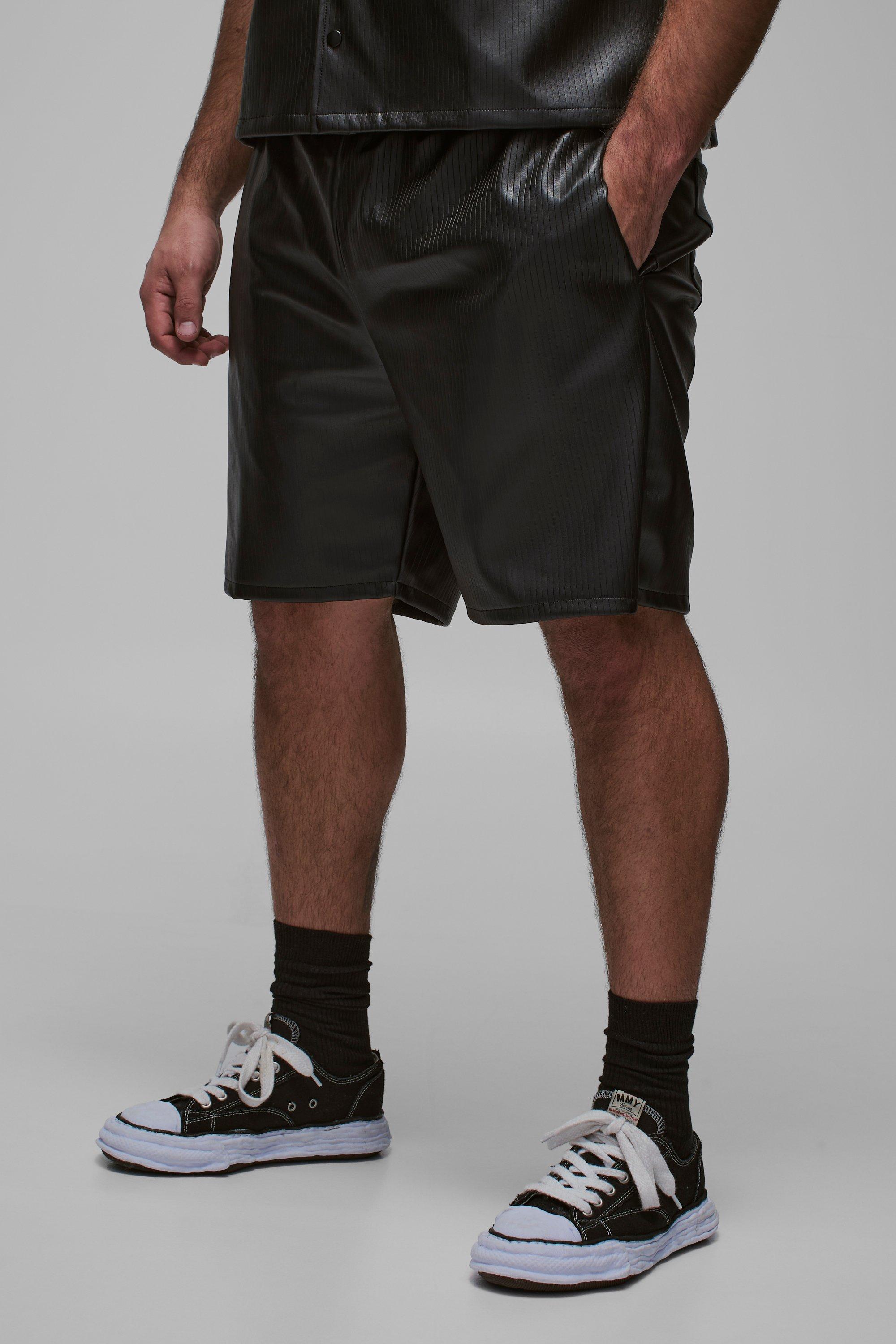 Mens Black Plus Pleated PU Basketball Shorts, Black