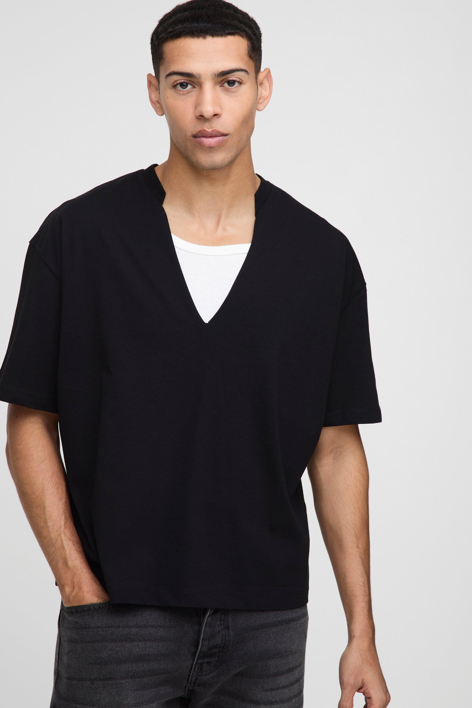 T-shirt squadrata oversize con scollo profondo a V, Nero