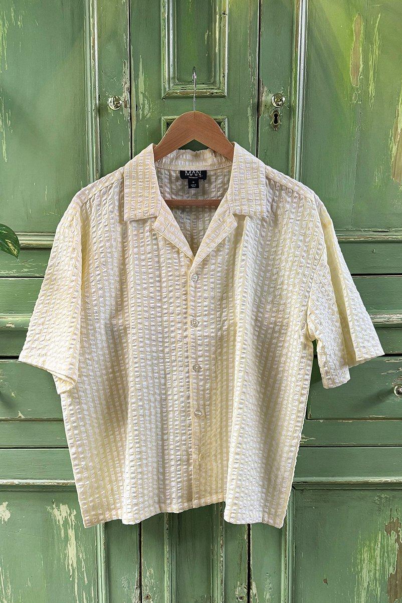 Camicia squadrata oversize in seersucker con rever, Giallo