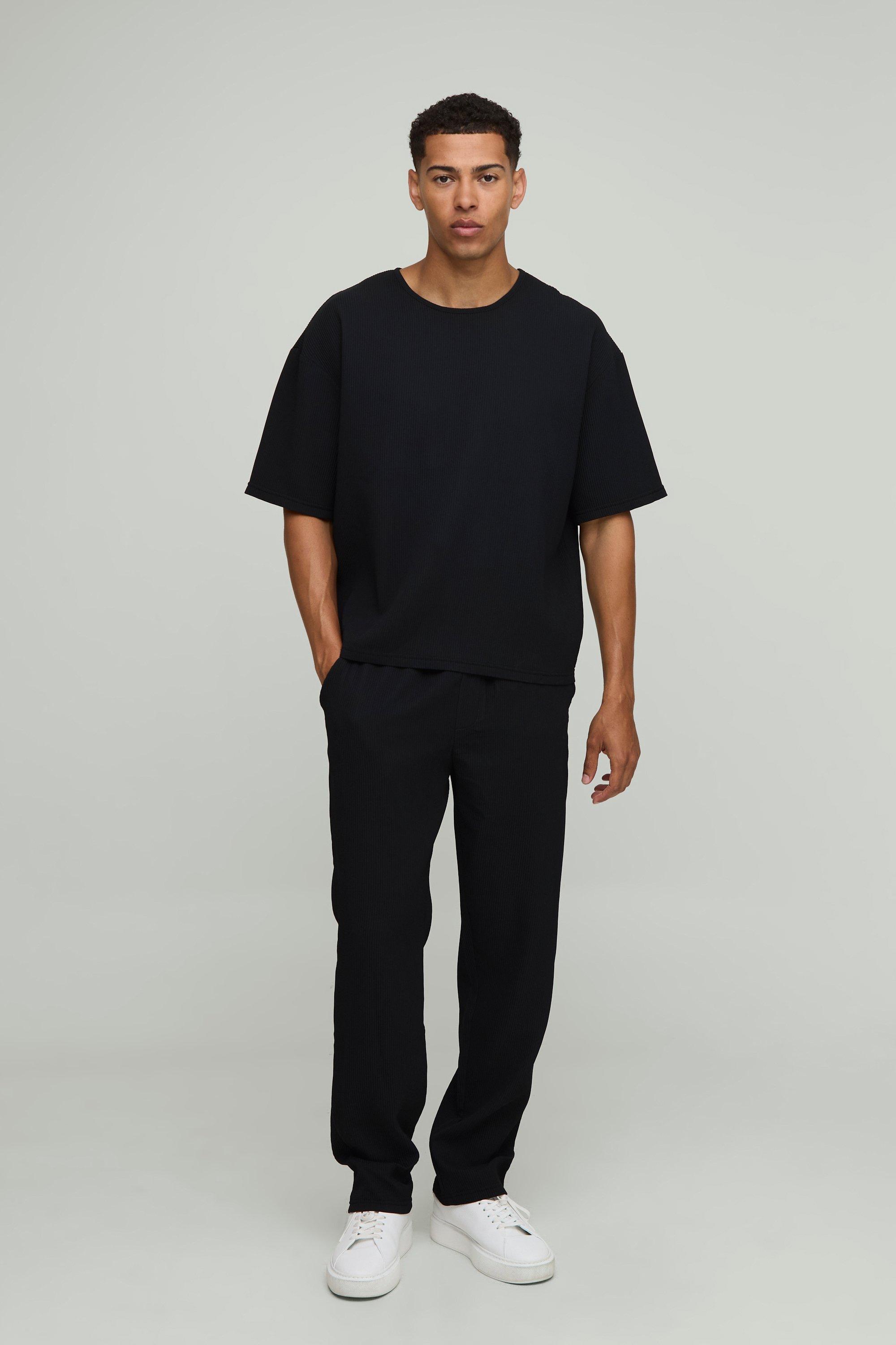 Image of Oversized Boxy Pleated T-Shirt and Regular Fit Open Cuff Jogger Set, Nero