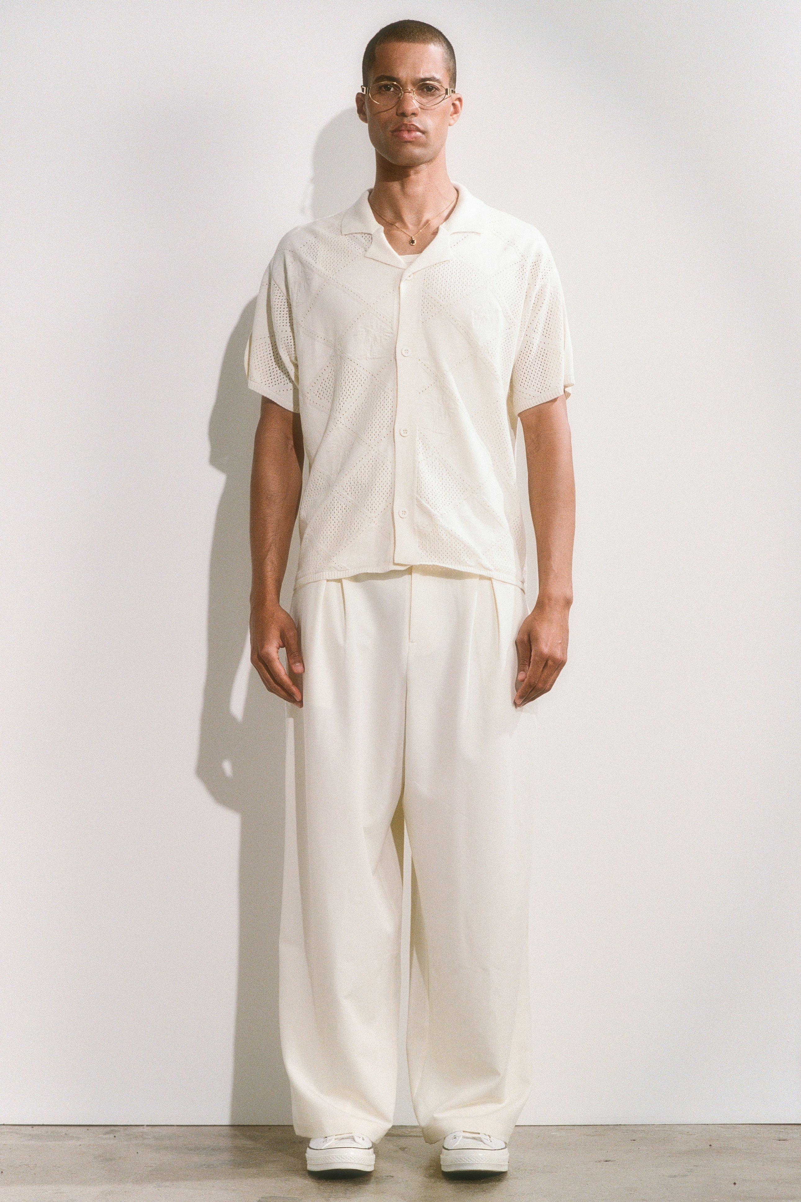 Mens Cream Wide Fit Pleat Front Tailored Smart Trousers, Cream