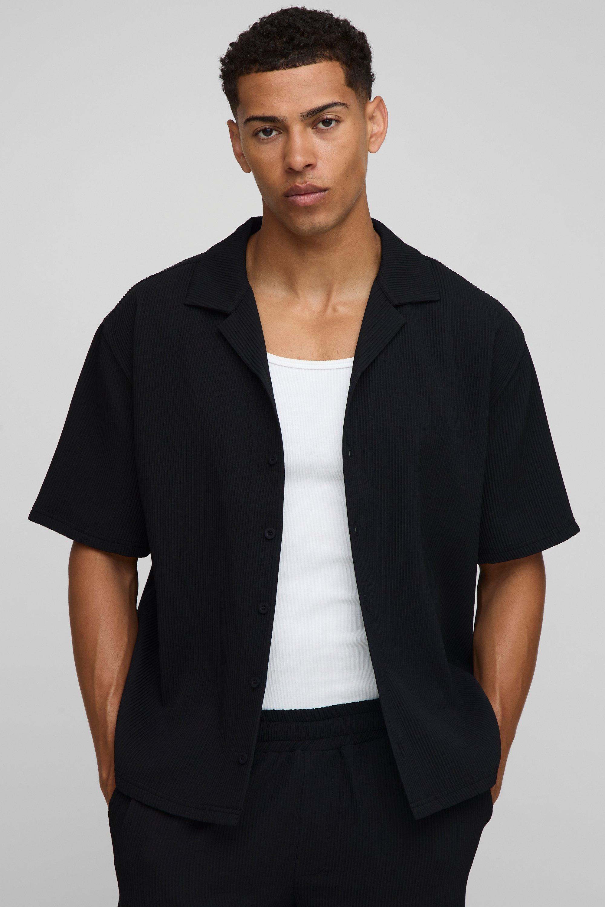 Mens Black Short Sleeve Revere Oversized Fit Pleated Shirt, Black