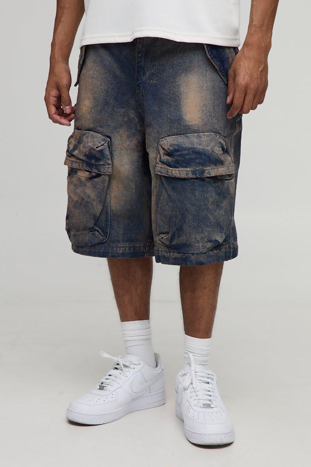 Image of Parachute Cargo Antique Washed Denim Shorts, Verde