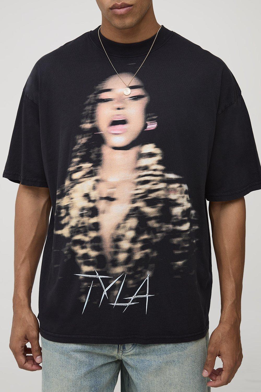 Image of Black Oversized Tyla License Printed T-Shirt, Nero