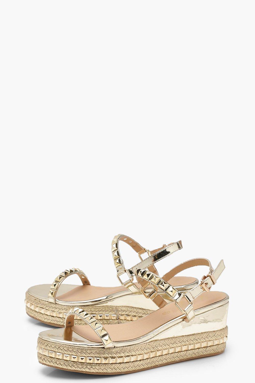 boohoo gold wedges