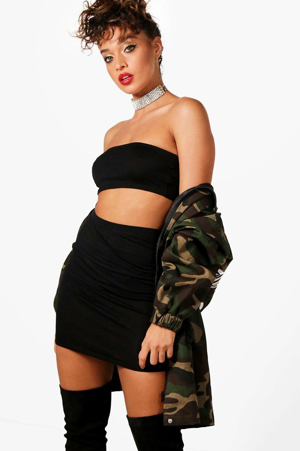 Black basic bandeau co ord style