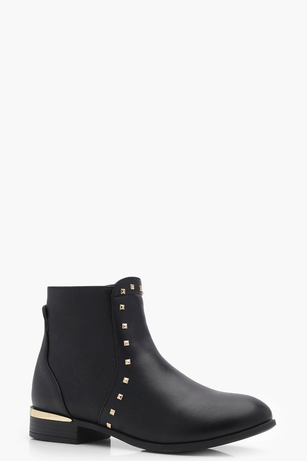 stud trim chelsea boots