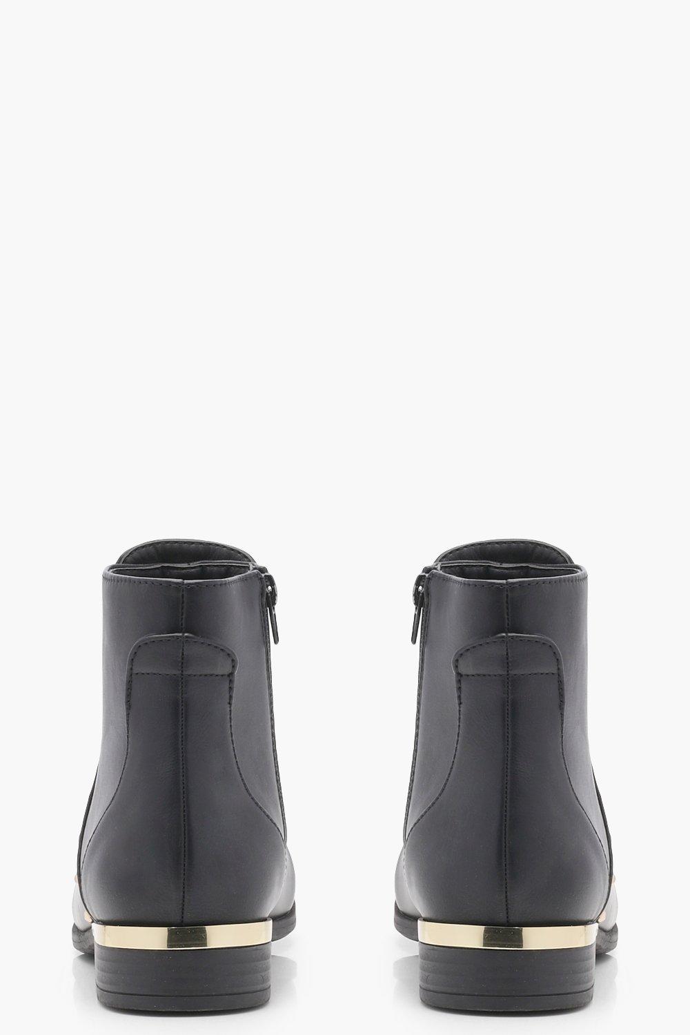 stud trim chelsea boots