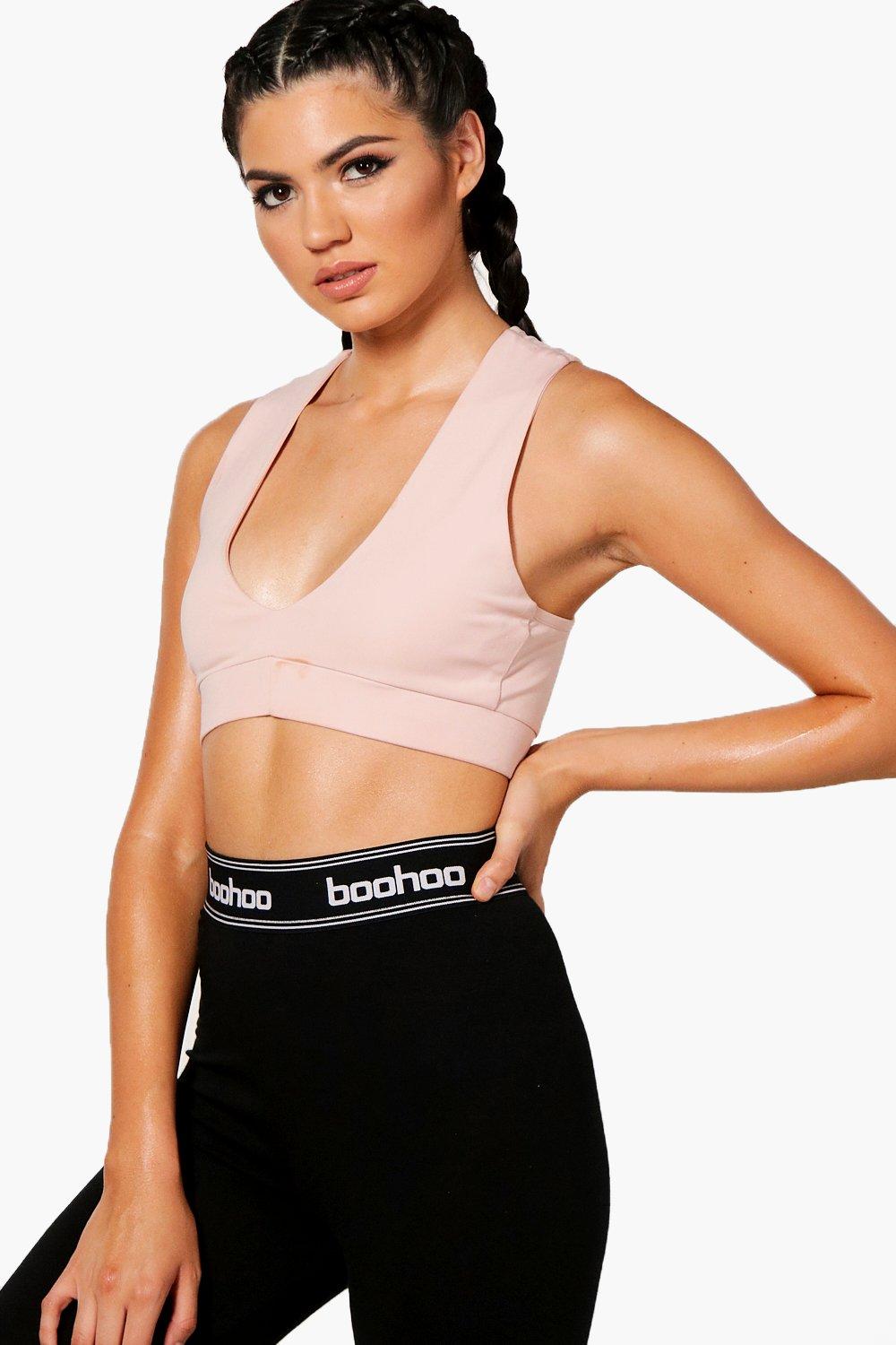 boohoo sports bra