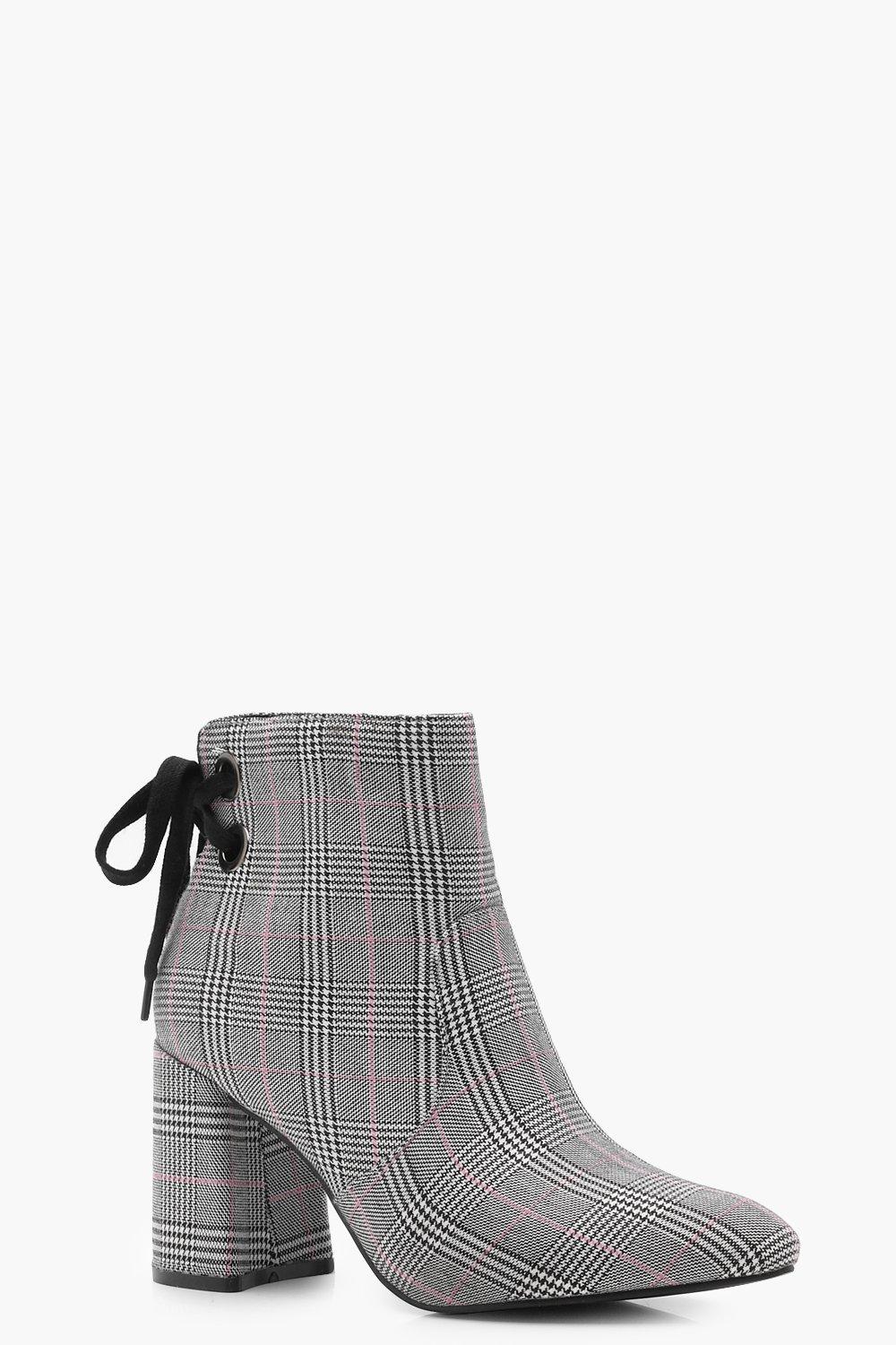 Back ankle boots