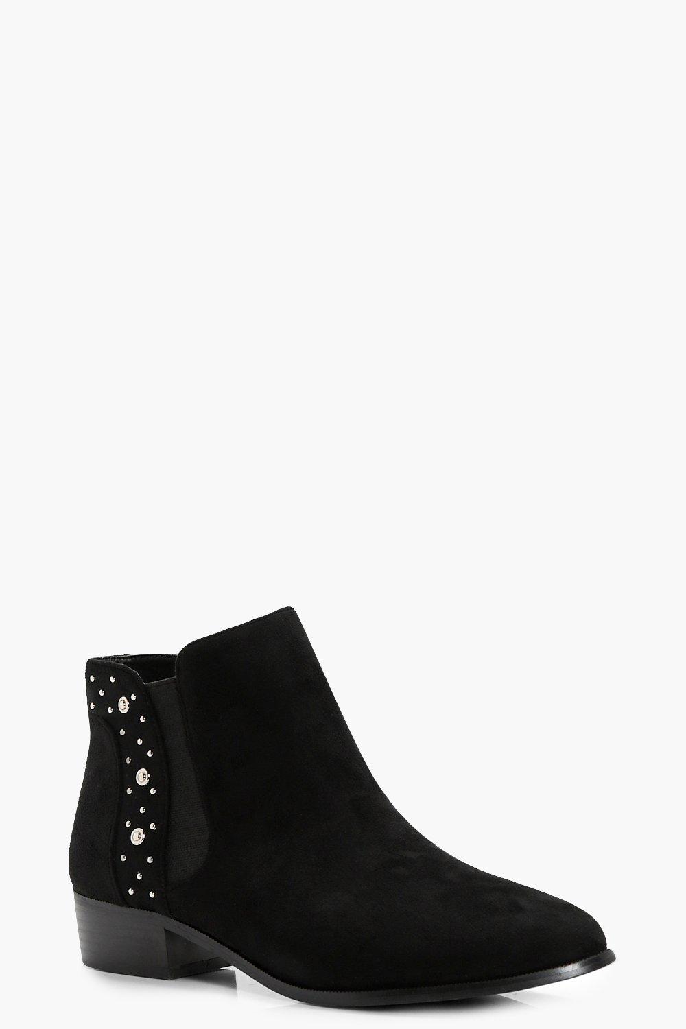 stud trim chelsea boots