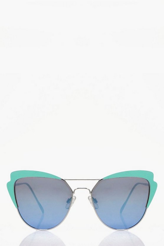 Millie Exaggerated Cat Eye Sunglasses