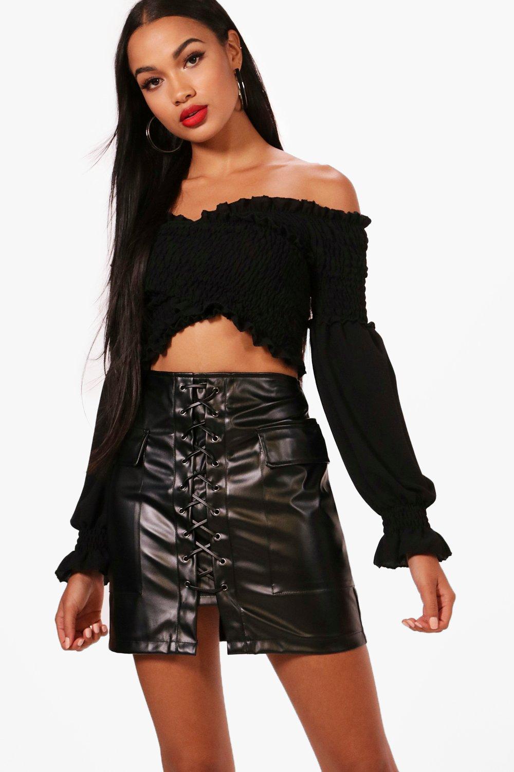 

Trixie Leather Look Lace Up Pocket Side Skirt, Черный