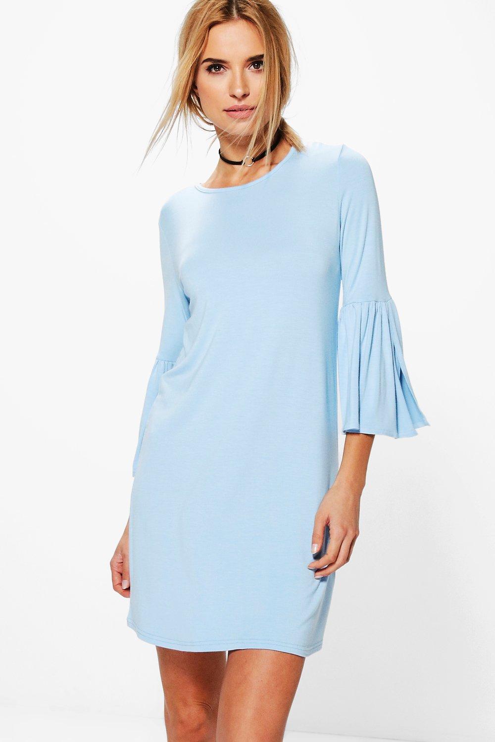 boohoo bell sleeve dress