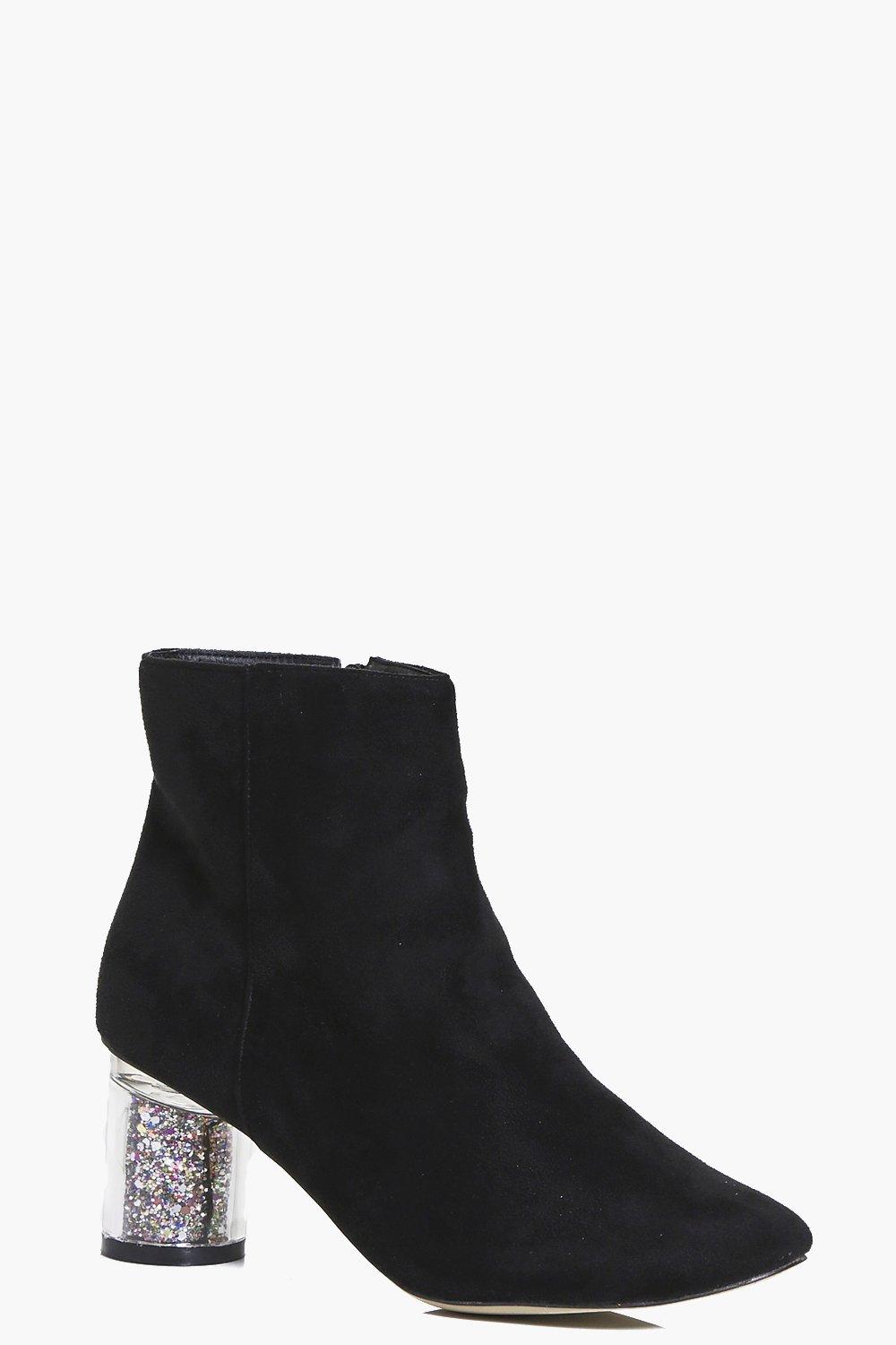 boohoo boot heels