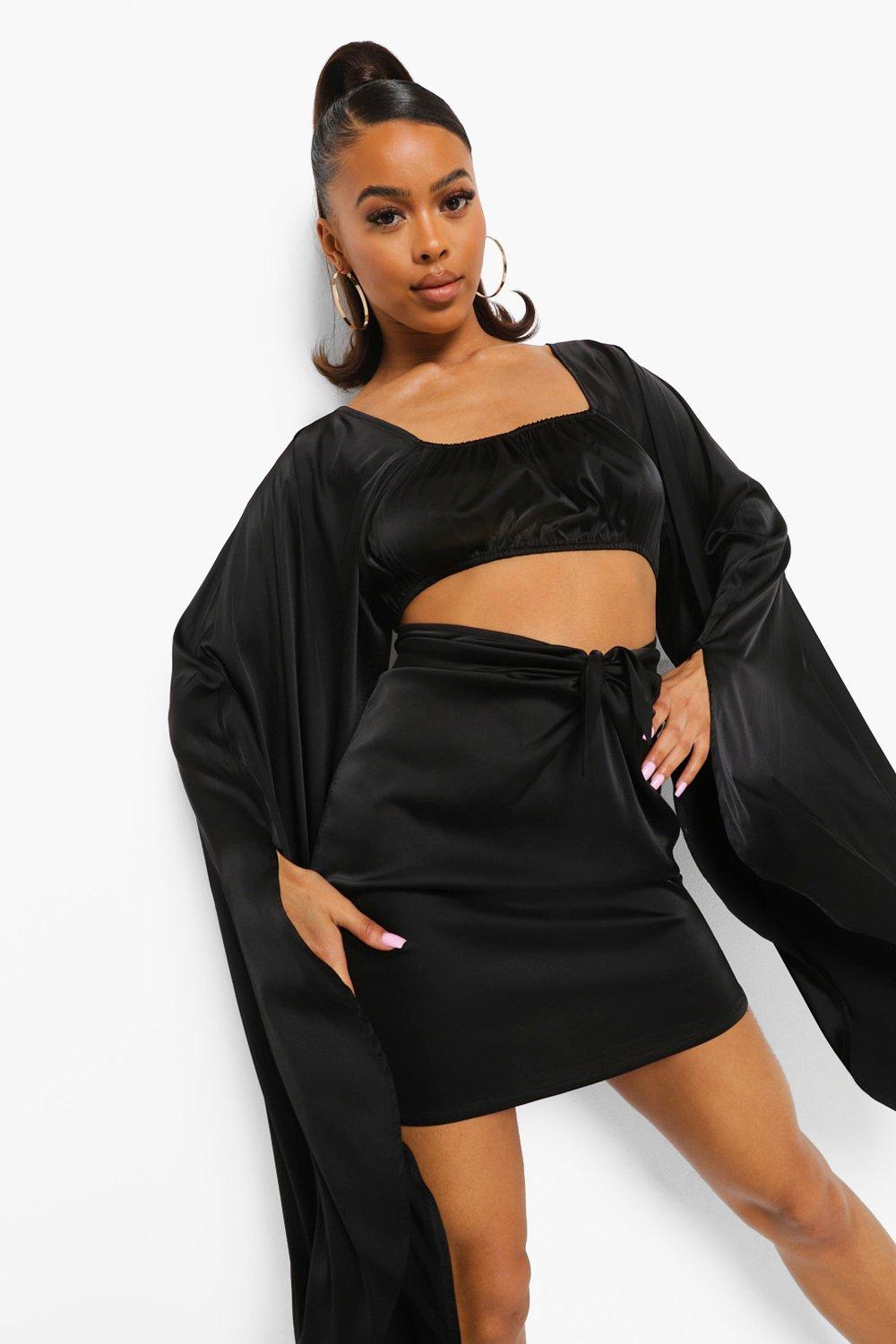 Boohoo Mini Jurk Met Gedrappeerde Mouwen En Open Rug, Black