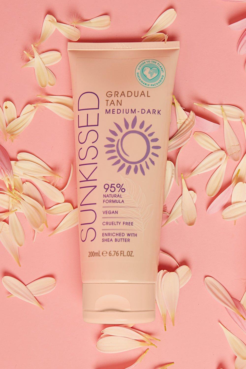 Womens Sunkissed Vegan Gradual Tan Medium Dark 200Ml - White - One Size, White