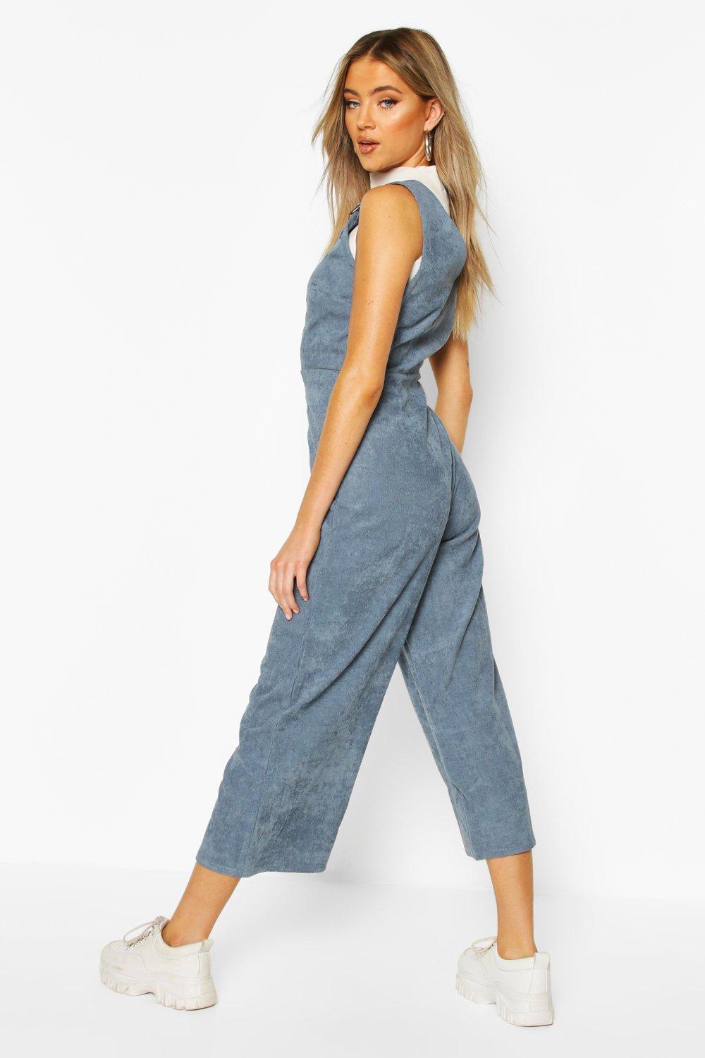 dungaree and jumpsuit