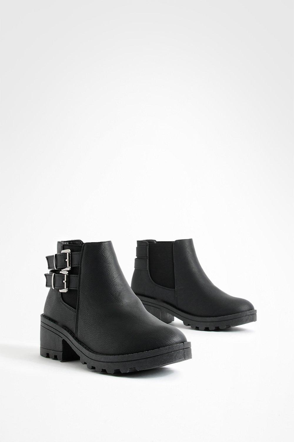 Boohoo Chelsea Boots Met Blokhakken En Gesp Detail, Black