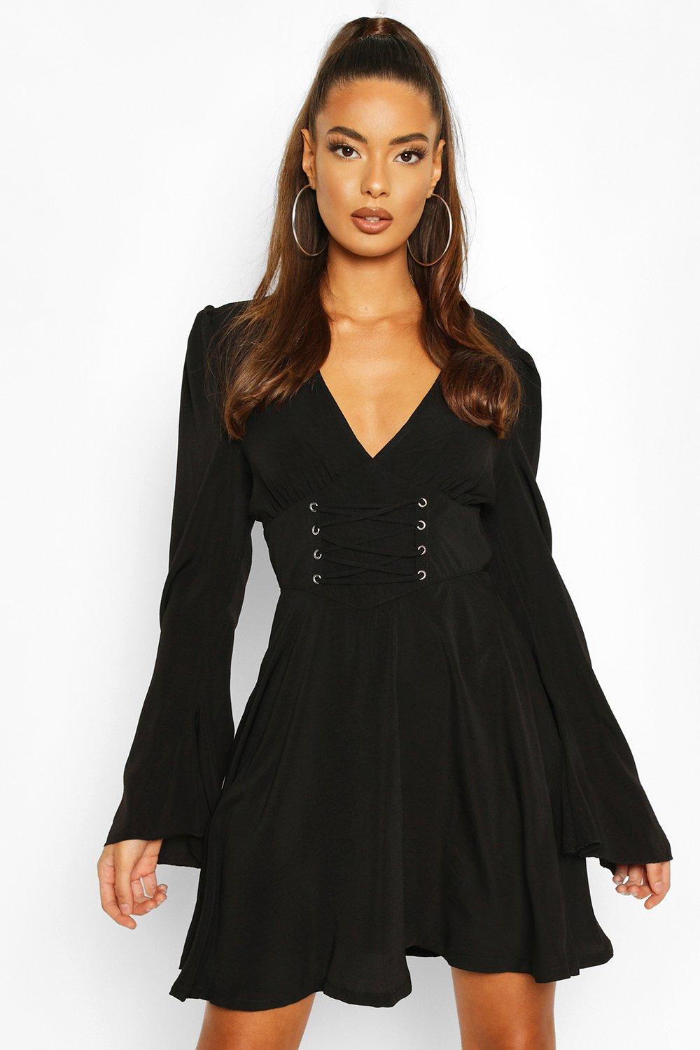 

Corset Detail Skater Dress, Black