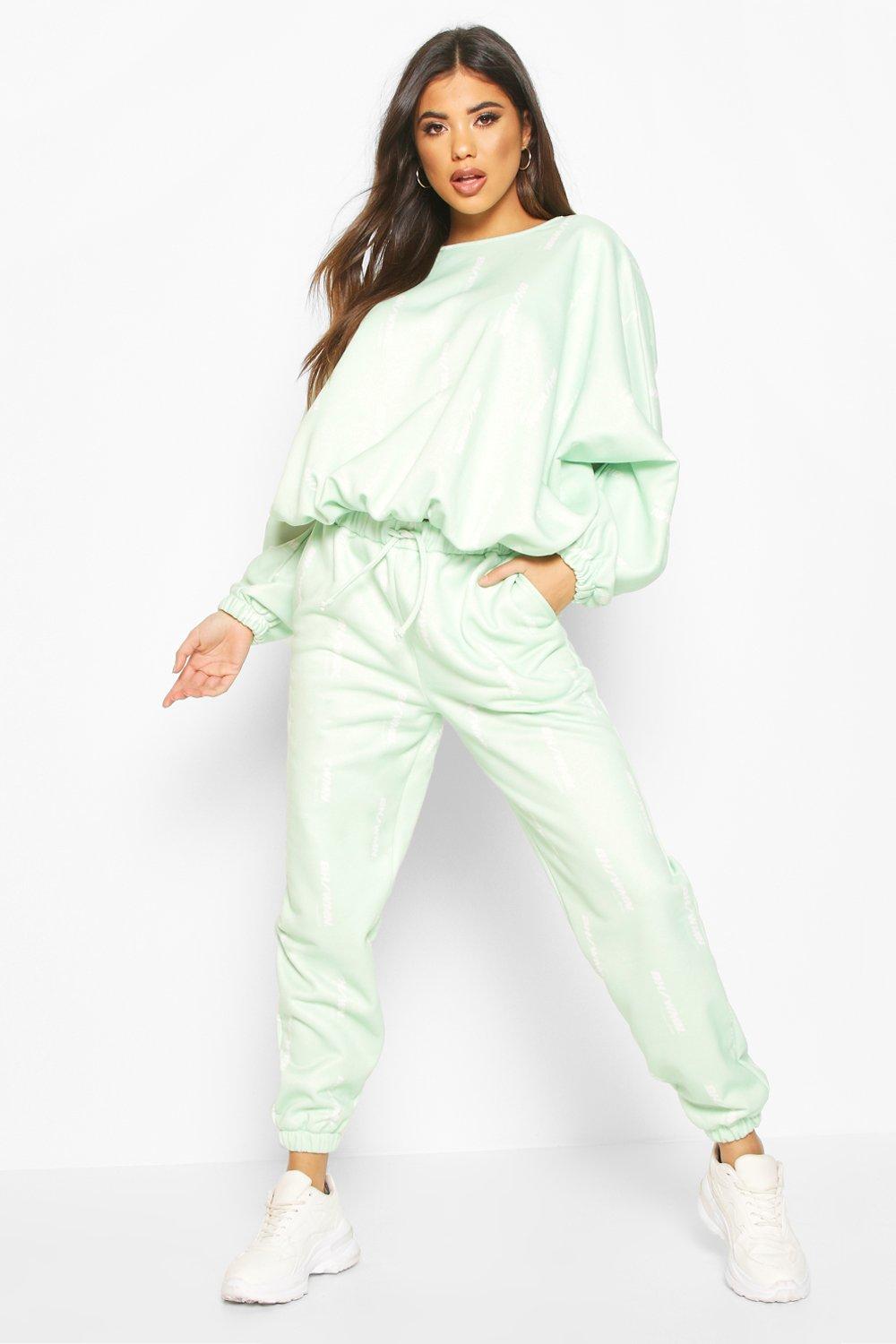 

Woman Oversized Jogger, Sage