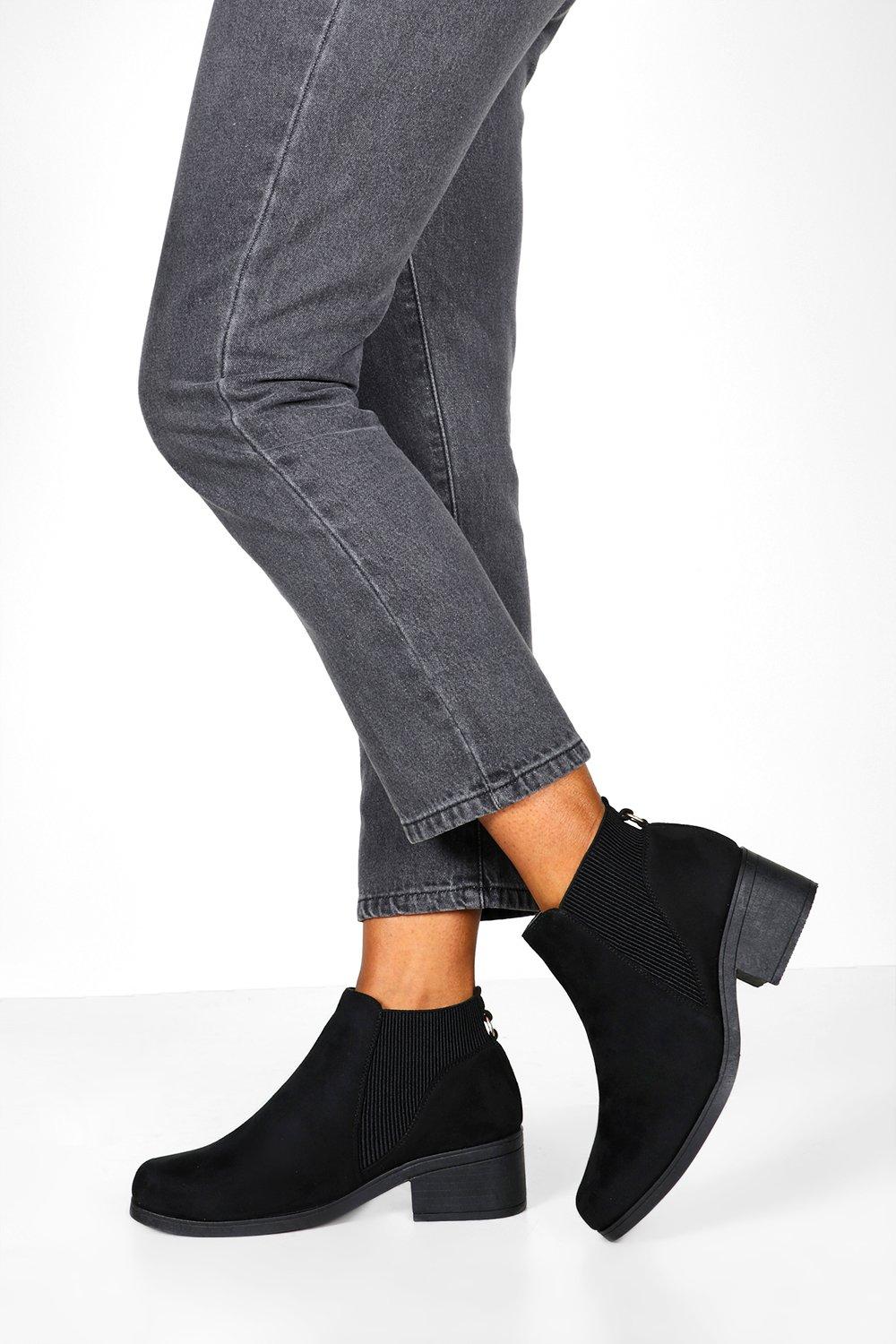 low chelsea boots