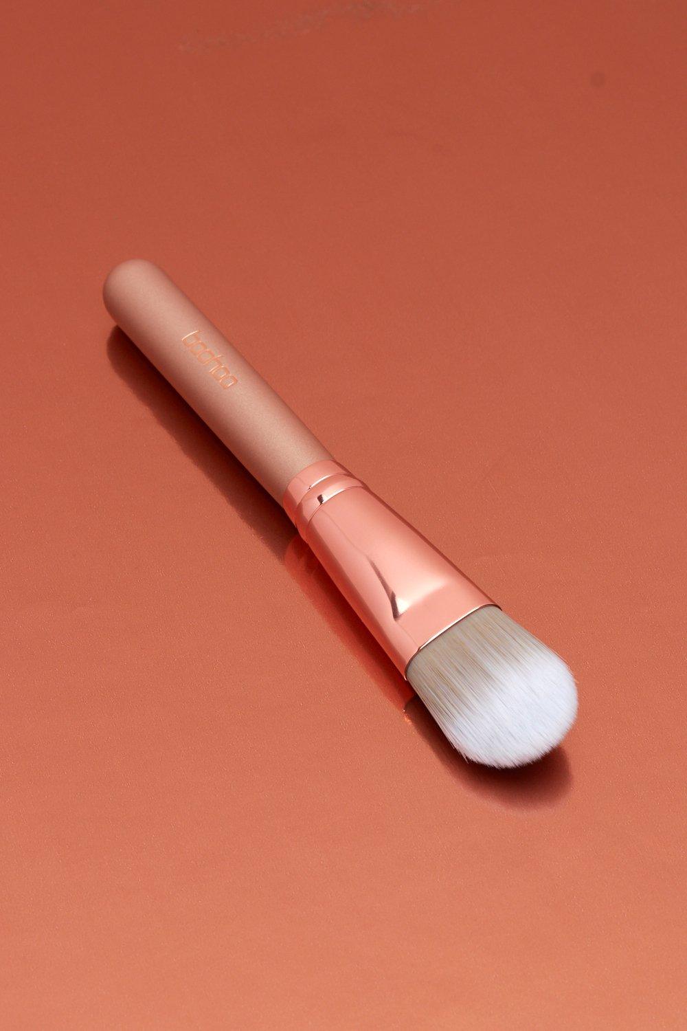 Womens Boohoo Flawless Foundation Brush - Beige - One Size, Beige