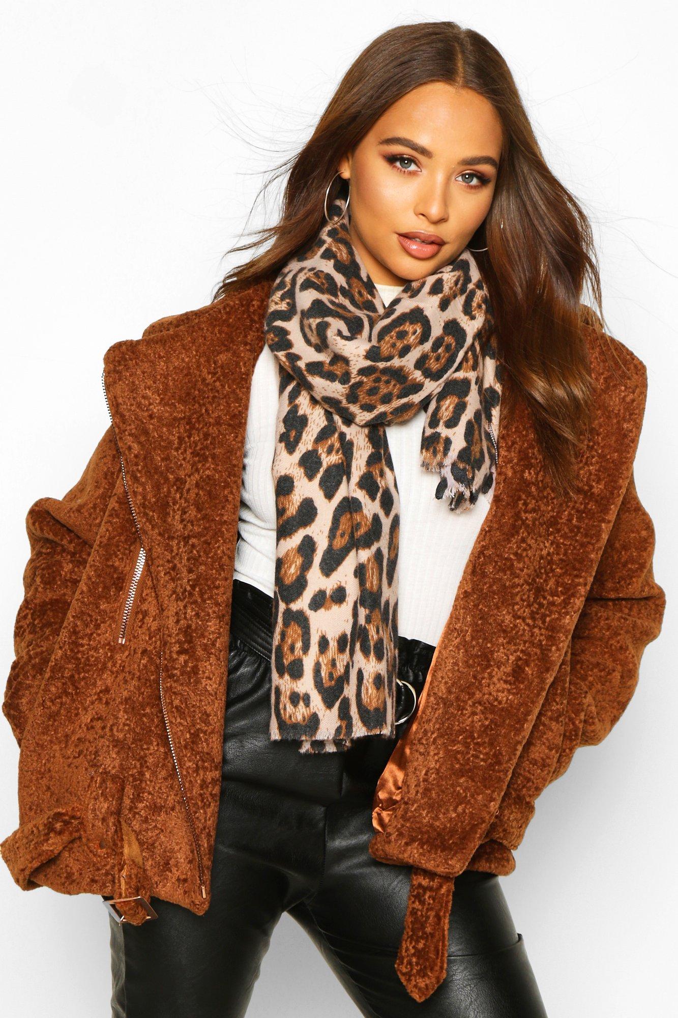 Леопардовый шарф с чем носить зимой