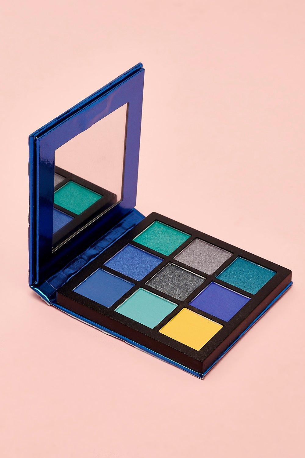 

Палитра теней для глаз голубые Boohoo 9 Pan Royal Blue Eye Shadow Palette