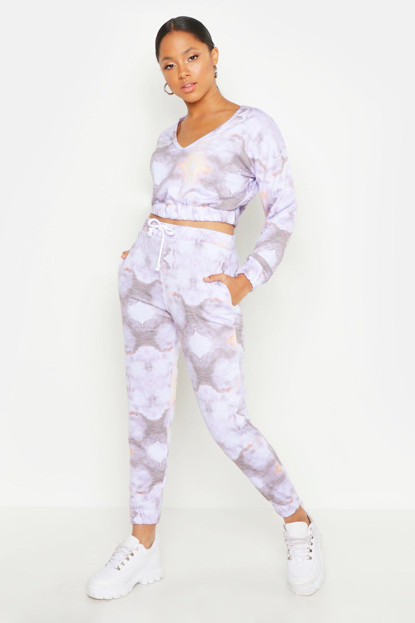 tie dye jogging suits