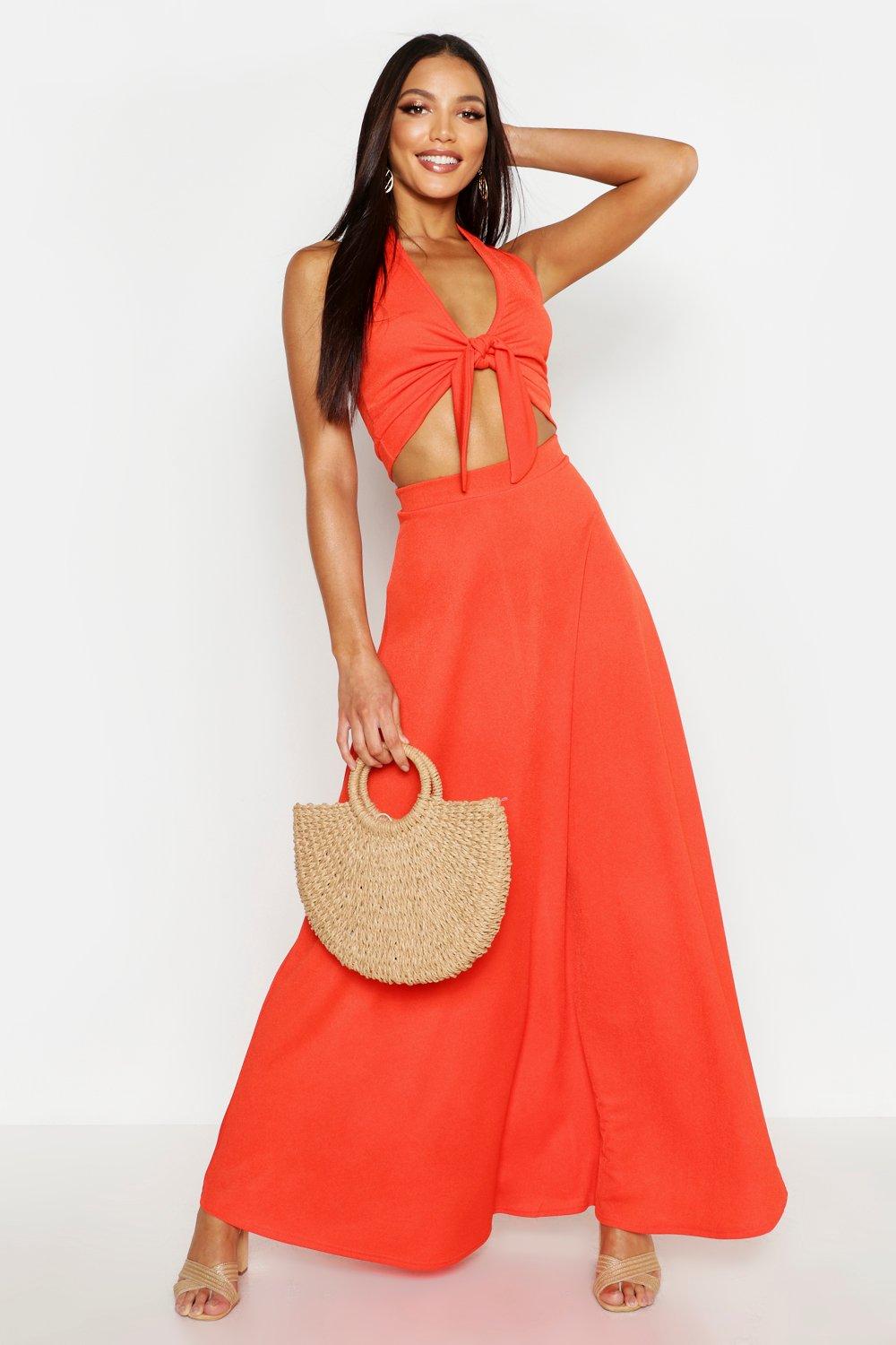 boohoo floor sweeping maxi skirt