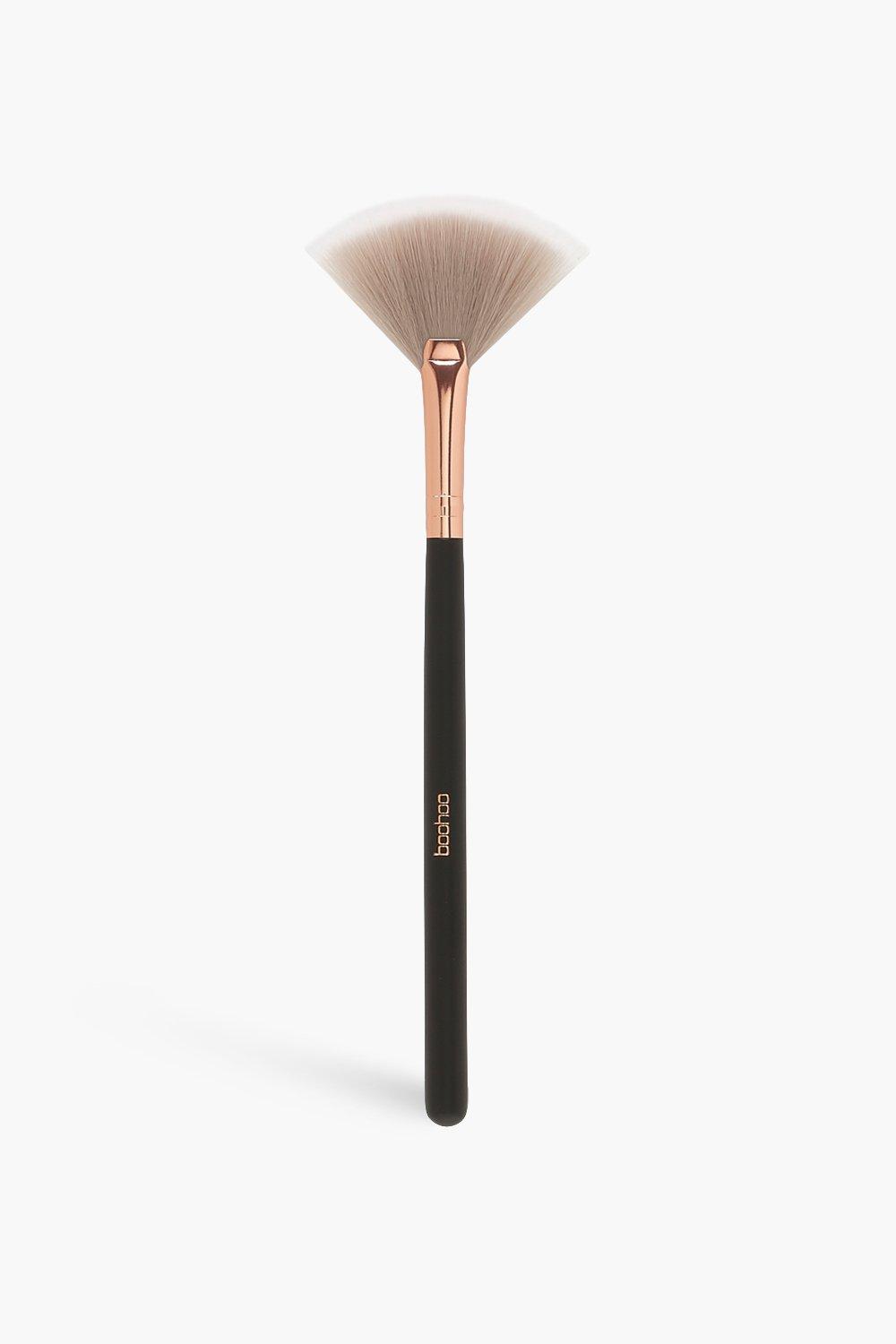 Womens Boohoo Highlighter Fan Brush - Black - One Size, Black