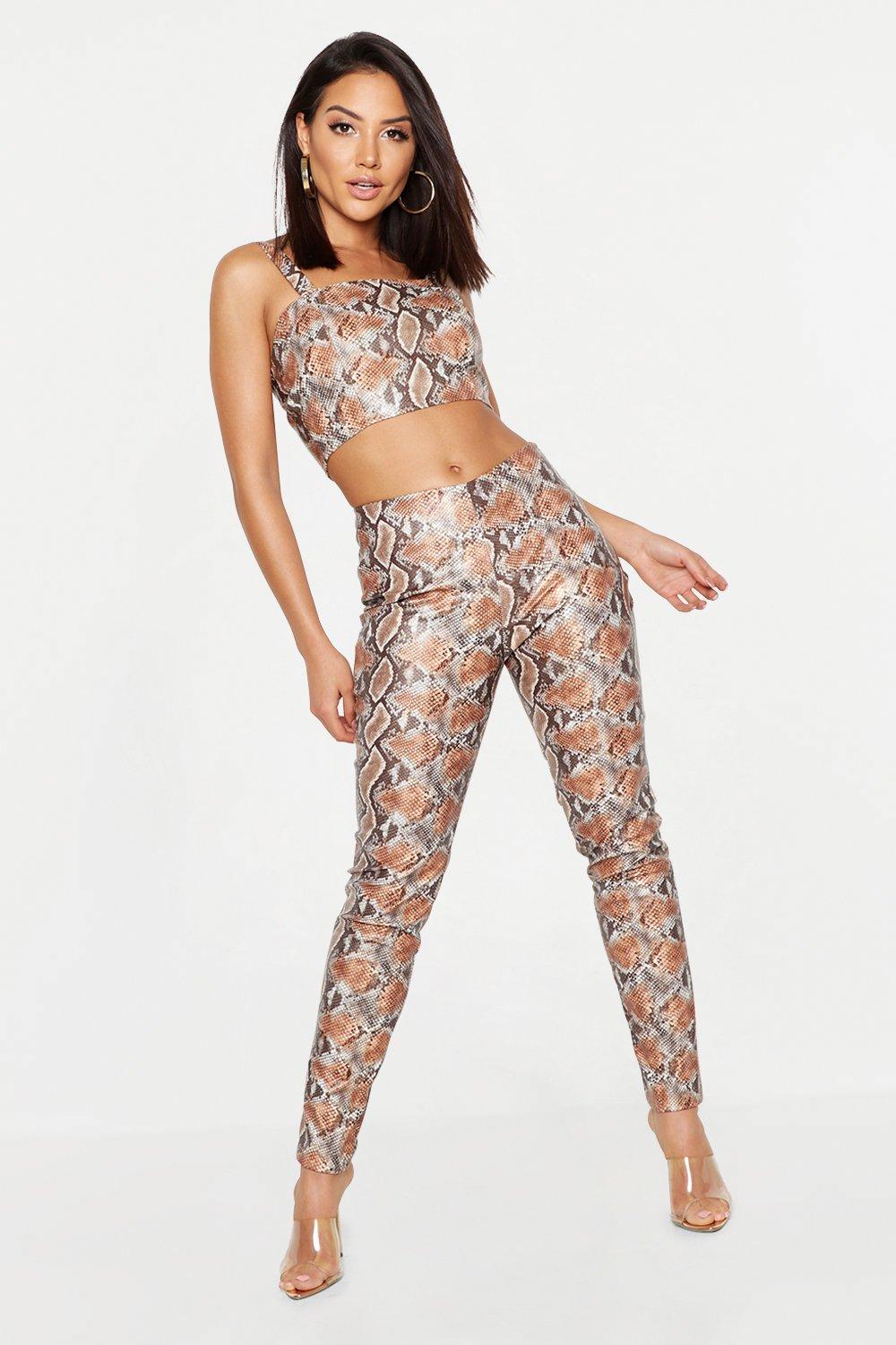 boohoo snake print
