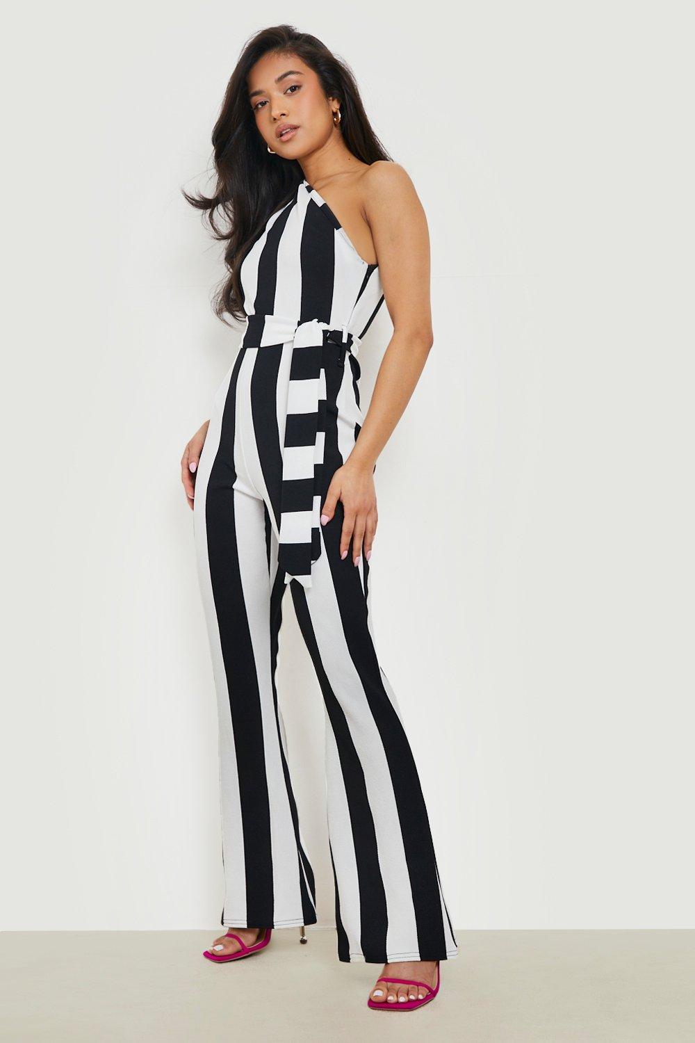 Boohoo Petite Monochrome Gestreepte Flared Jumpsuit, Black