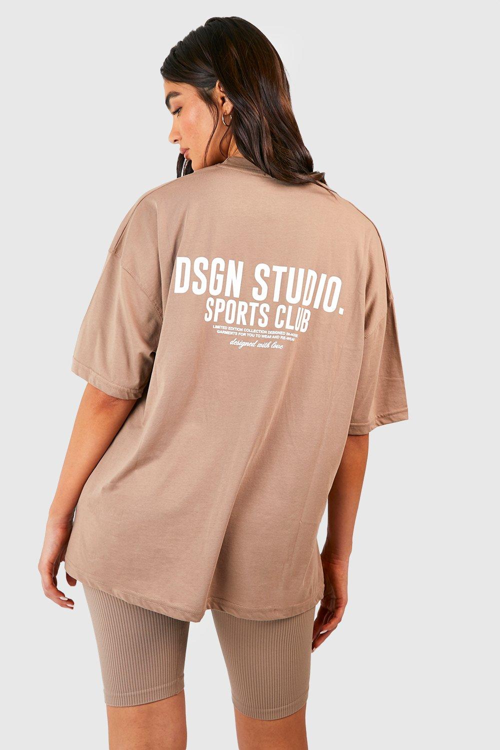 Image of T-shirt oversize con slogan Sports Club, Beige