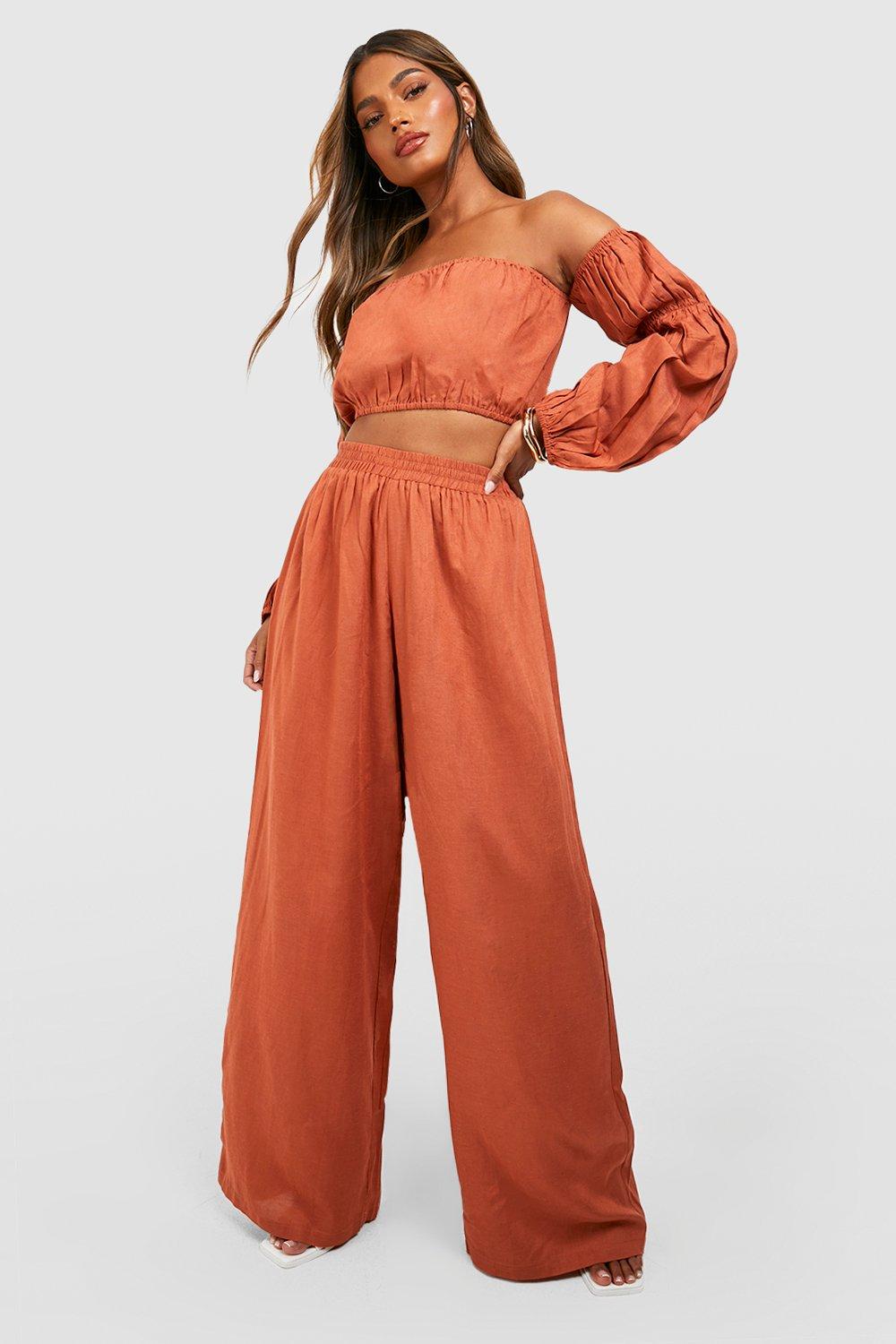 Image of Crop top in lino con scollo Bardot e maniche ampie & pantaloni a gamba ampia, Arancio